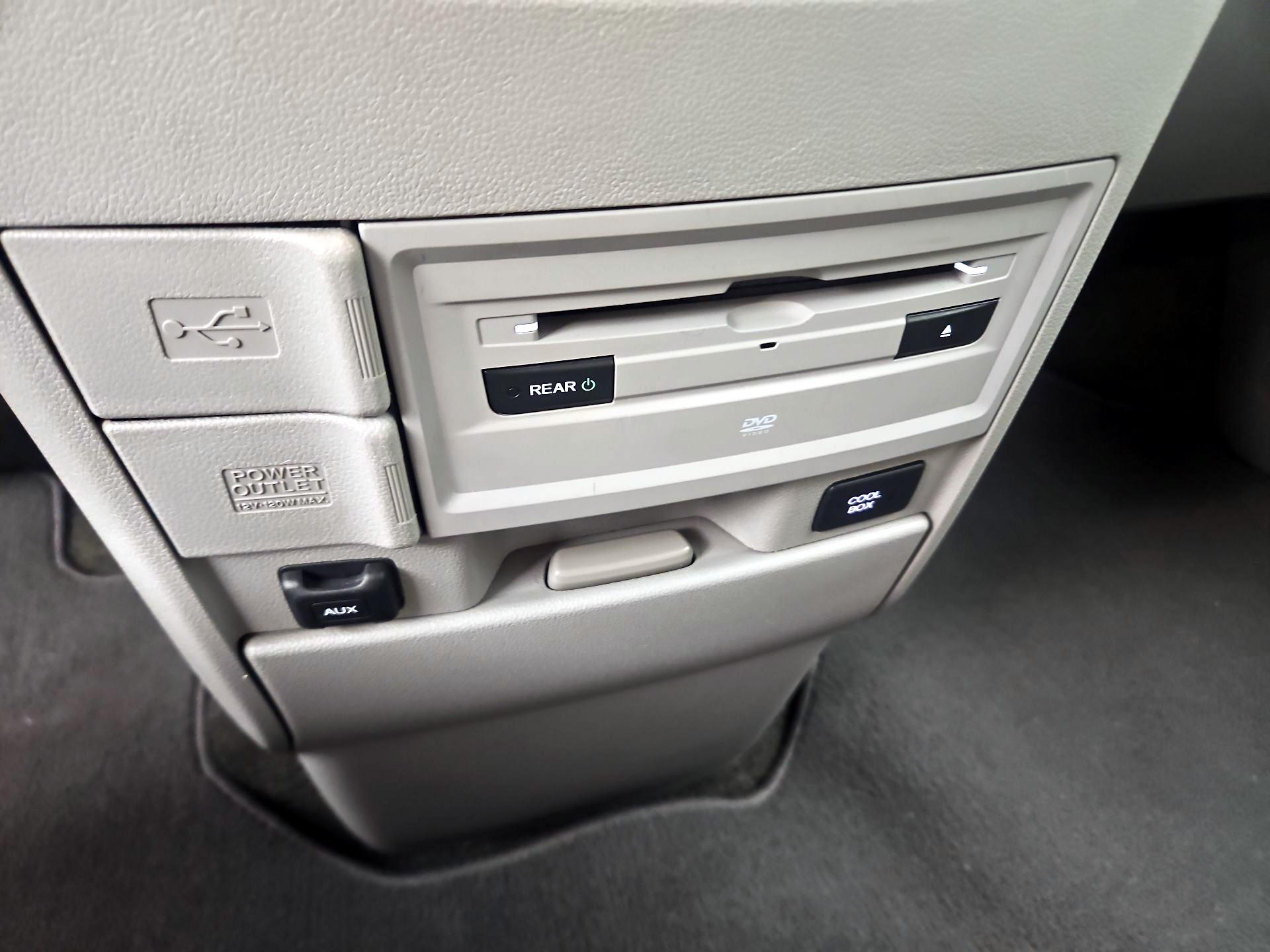 Thumbnail: 2014 Honda Odyssey - 17