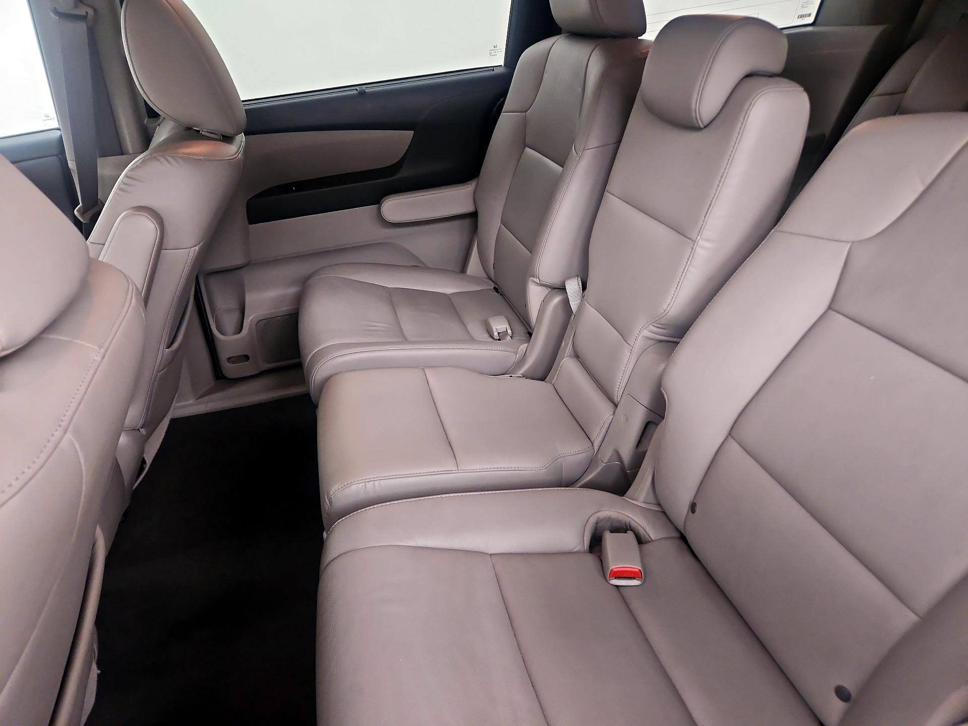 Thumbnail: 2014 Honda Odyssey - 18