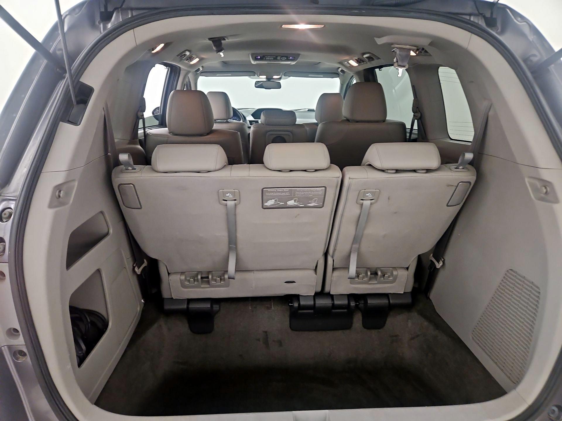 Thumbnail: 2014 Honda Odyssey - 20