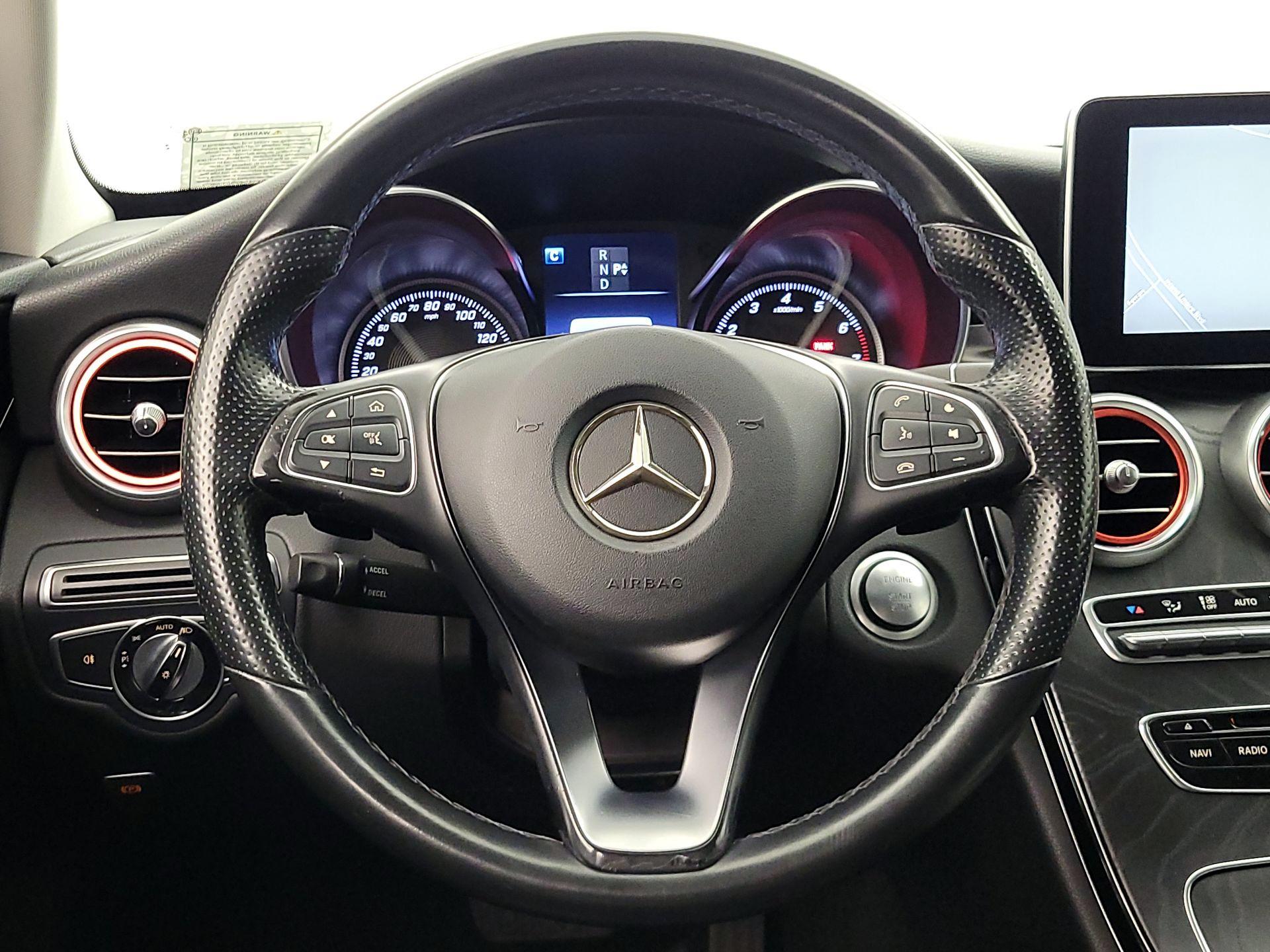 Thumbnail: 2016 Mercedes-Benz C-Class - 10