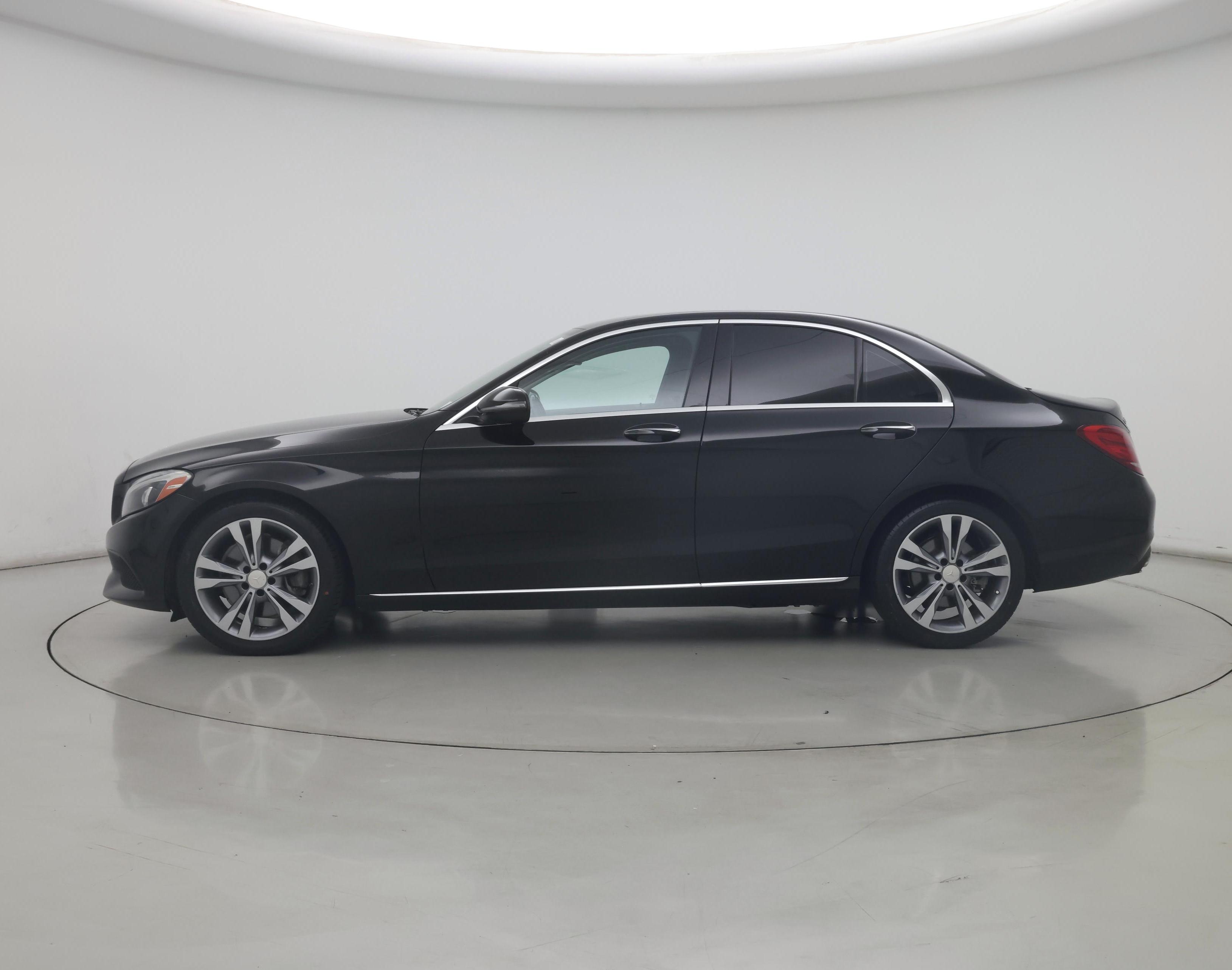 Thumbnail: 2016 Mercedes-Benz C-Class - 3