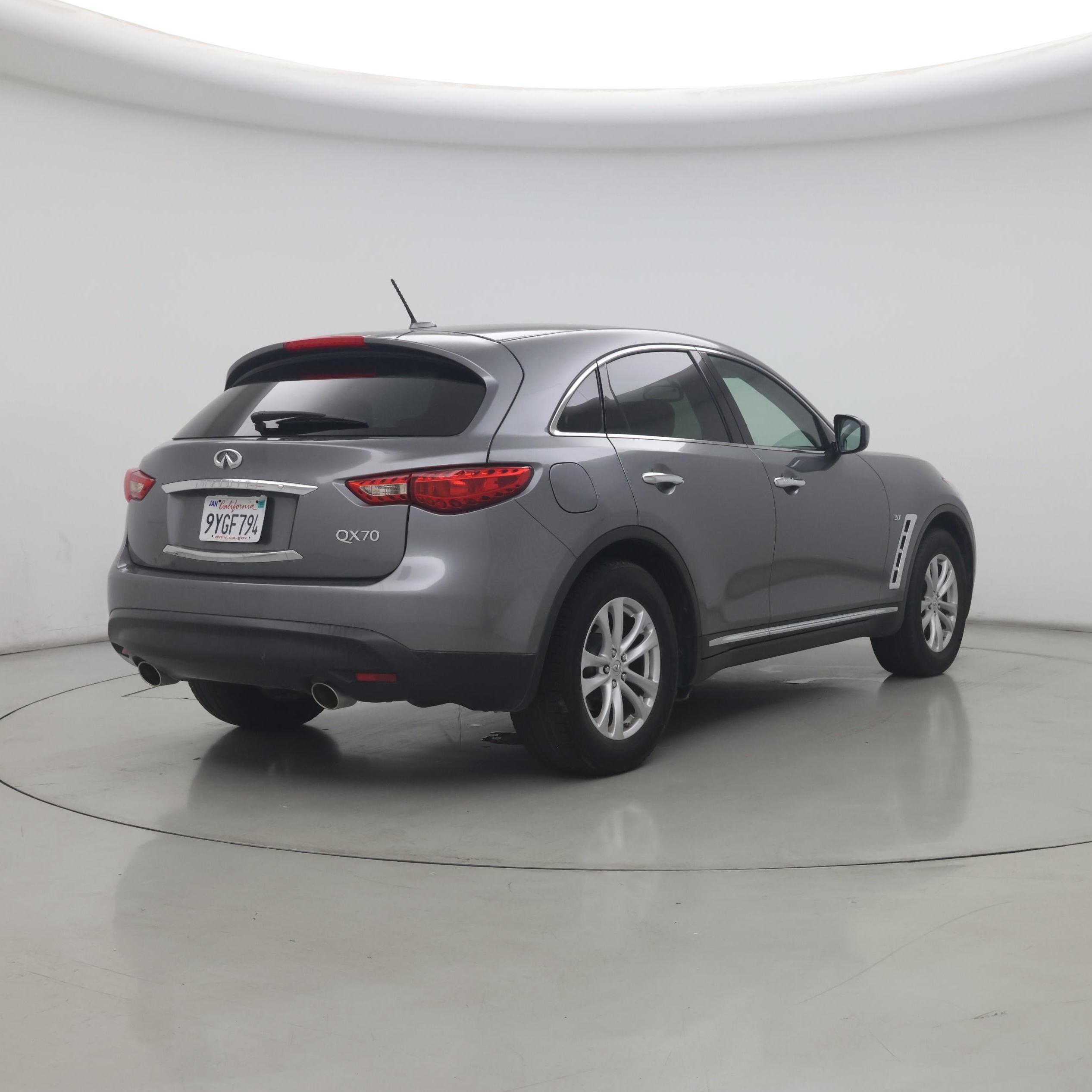 Thumbnail: 2017 INFINITI QX70 - 8