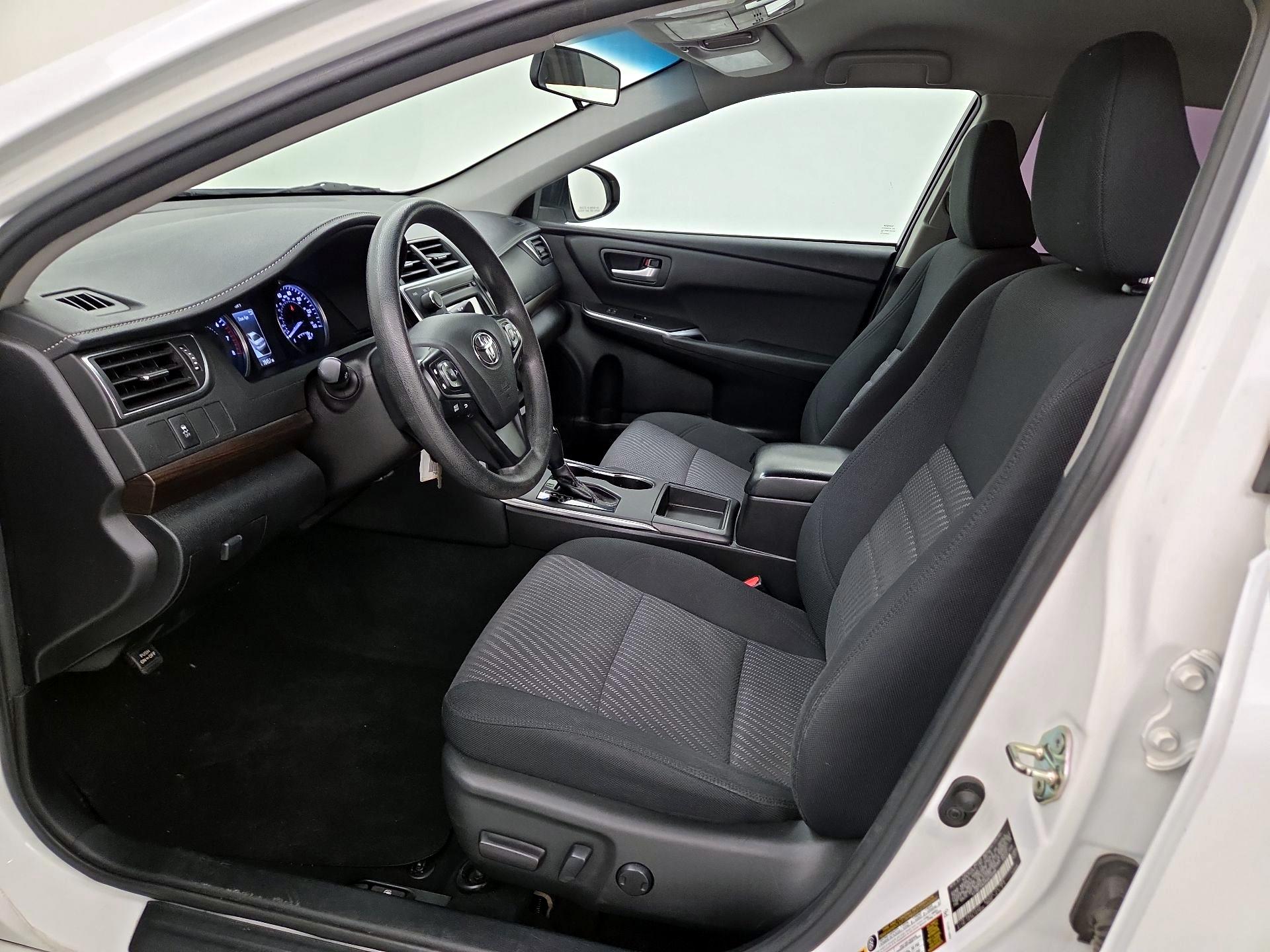 Thumbnail: 2017 Toyota Camry - 11