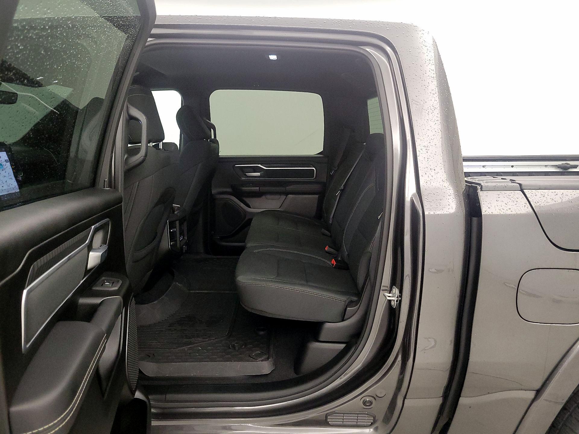 Thumbnail: 2026 RAM 1500 - 17