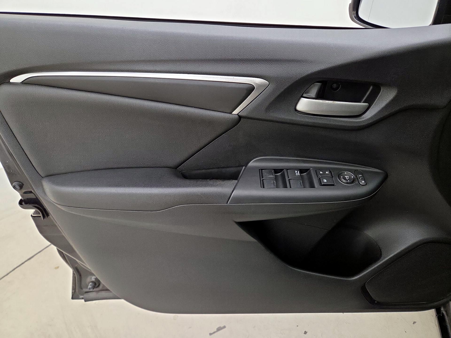 Thumbnail: 2015 Honda Fit - 12