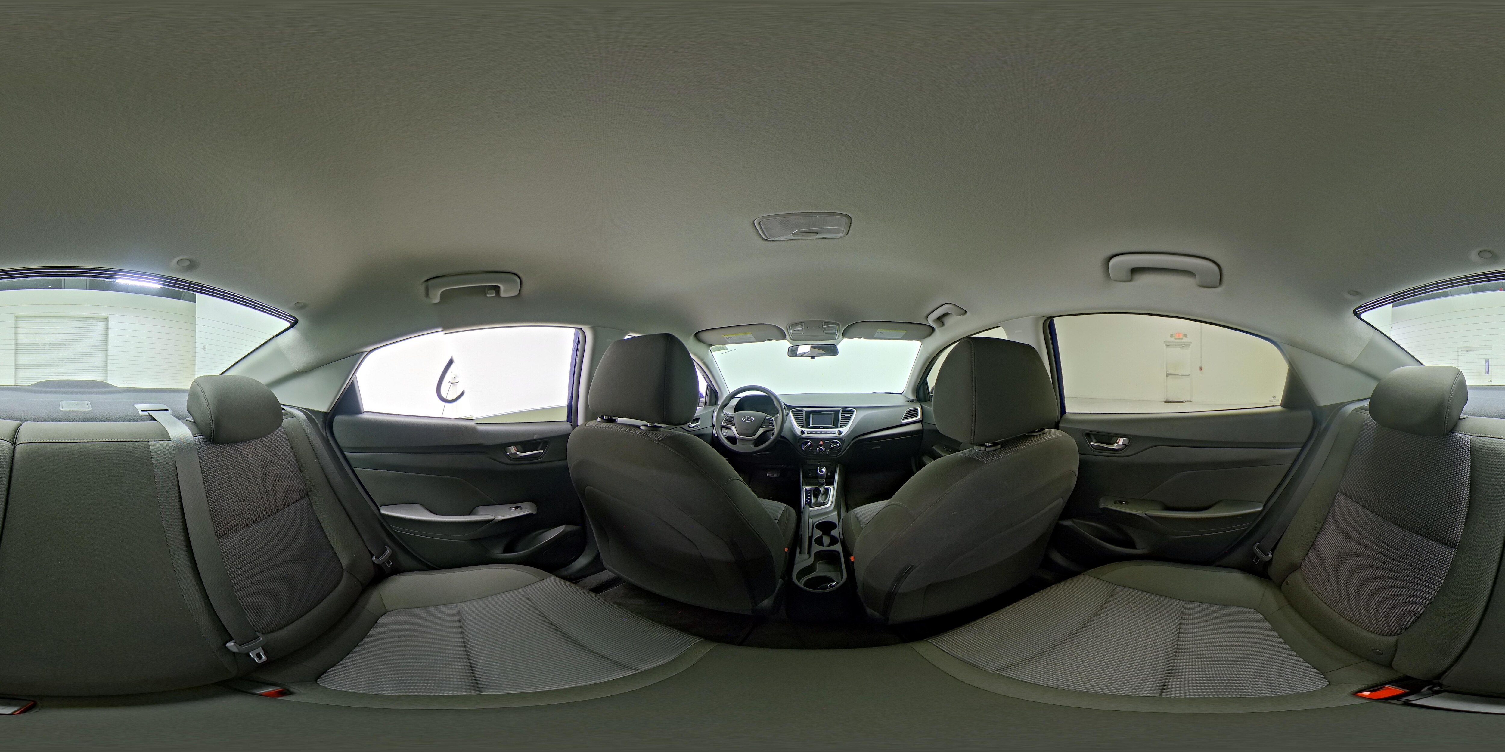 2022 Hyundai Accent SE - Photo 25