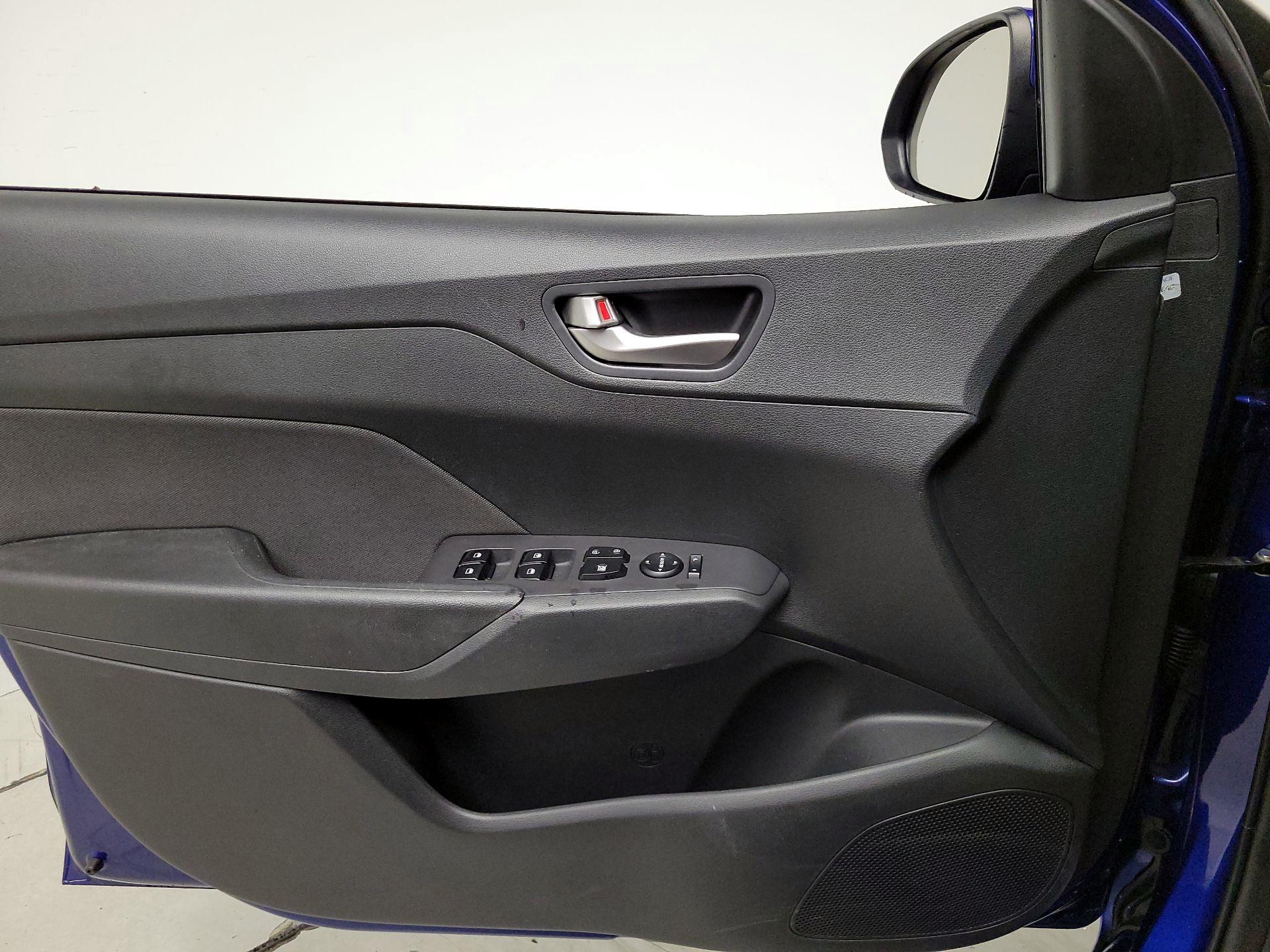 Thumbnail: 2022 Hyundai Accent - 12