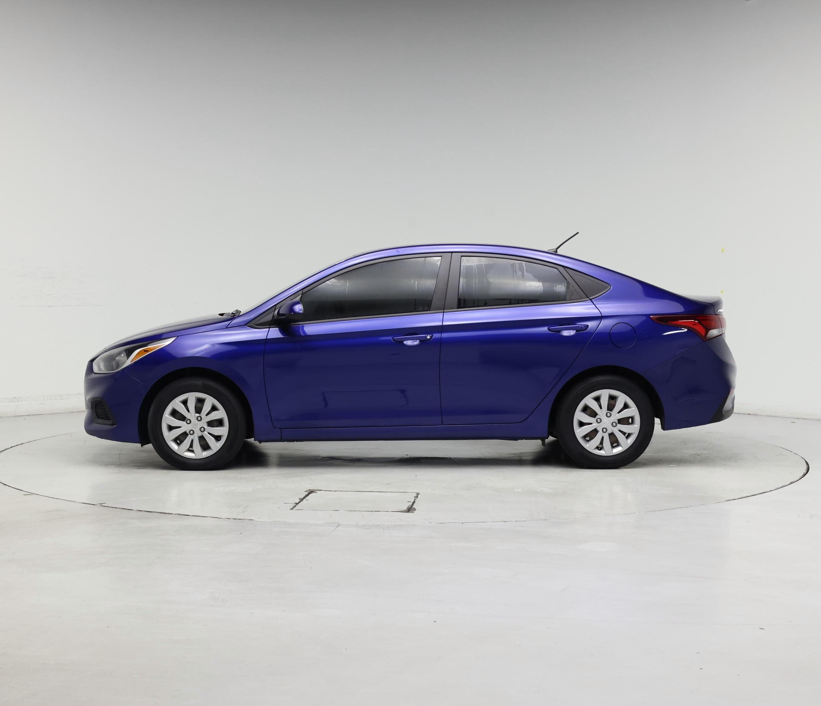 Thumbnail: 2022 Hyundai Accent - 3