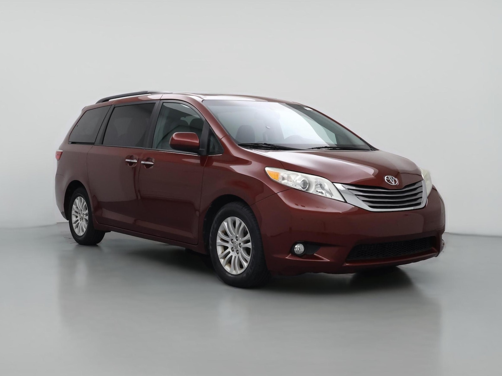 2017 Toyota Sienna XLE - Photo 1