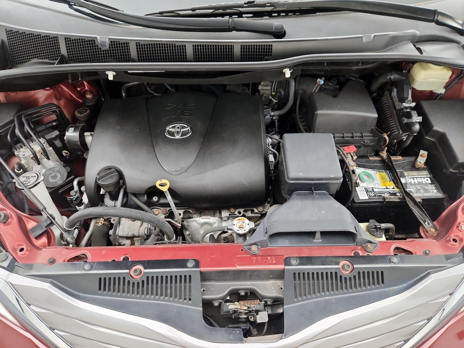 2017 Toyota Sienna XLE - Photo 23