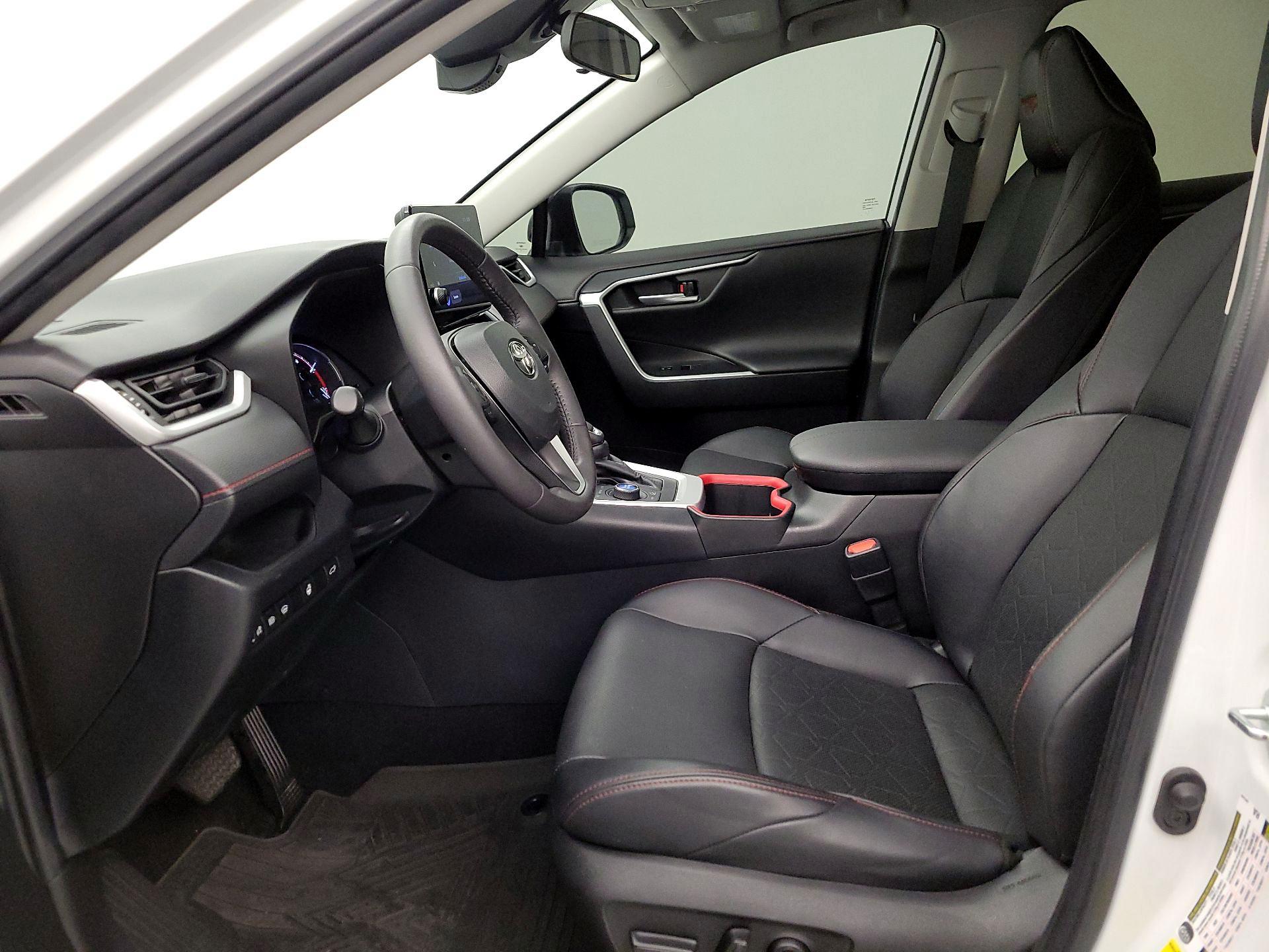 Thumbnail: 2023 Toyota RAV4 - 11