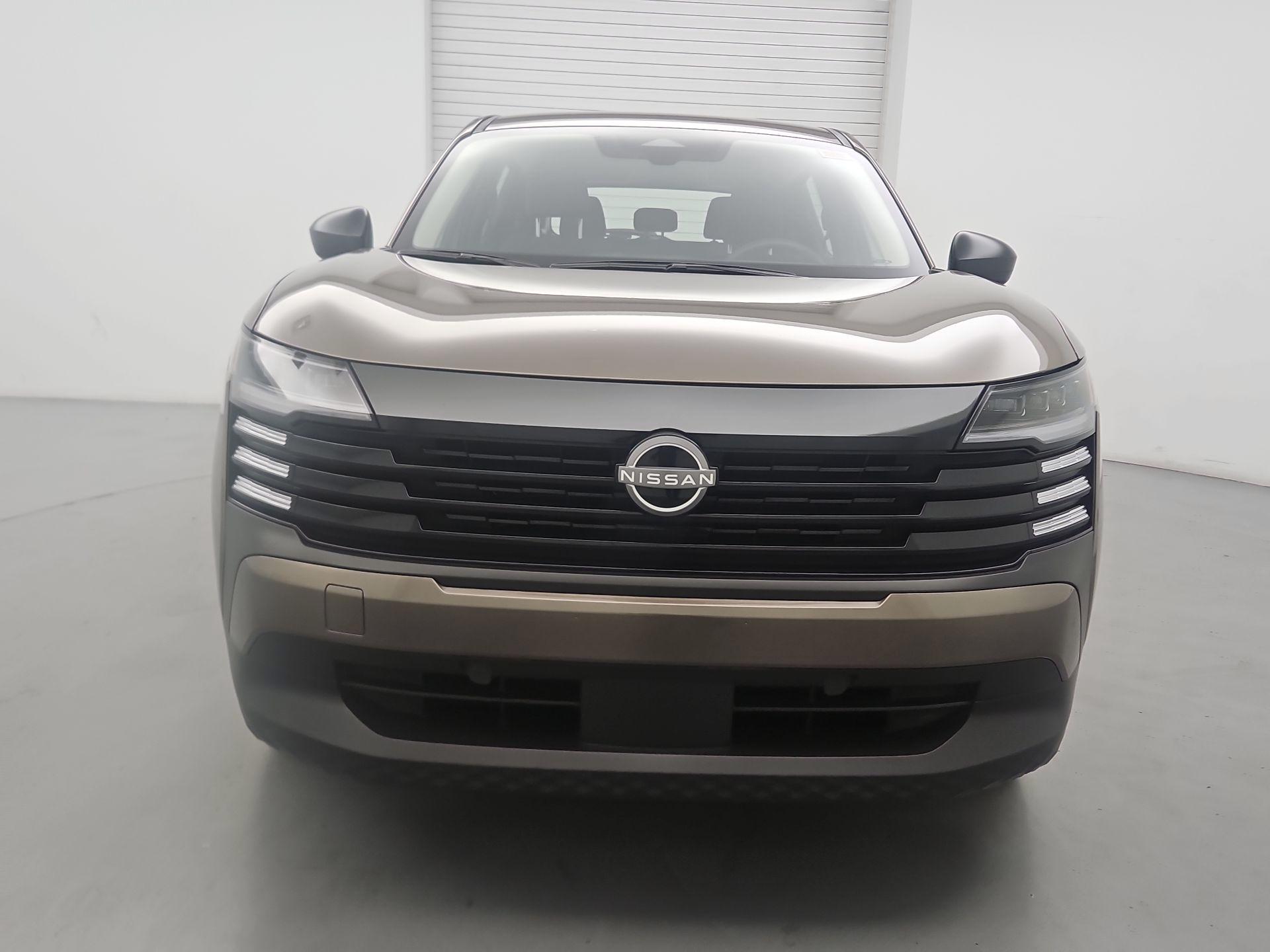Thumbnail: 2025 Nissan Kicks - 2