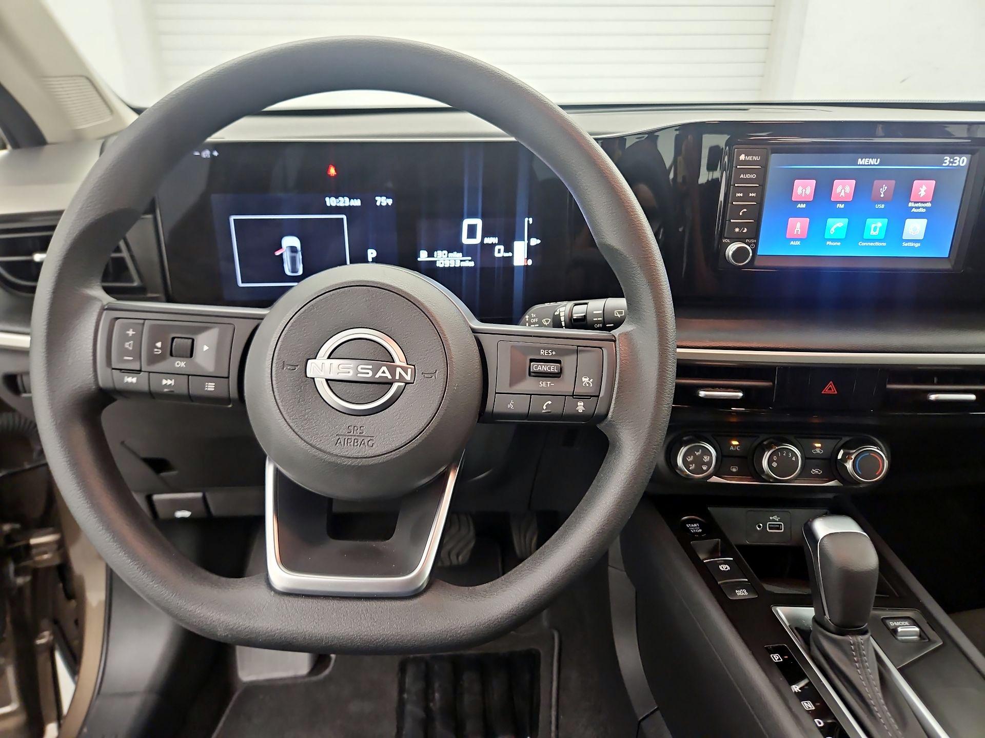 Thumbnail: 2025 Nissan Kicks - 8