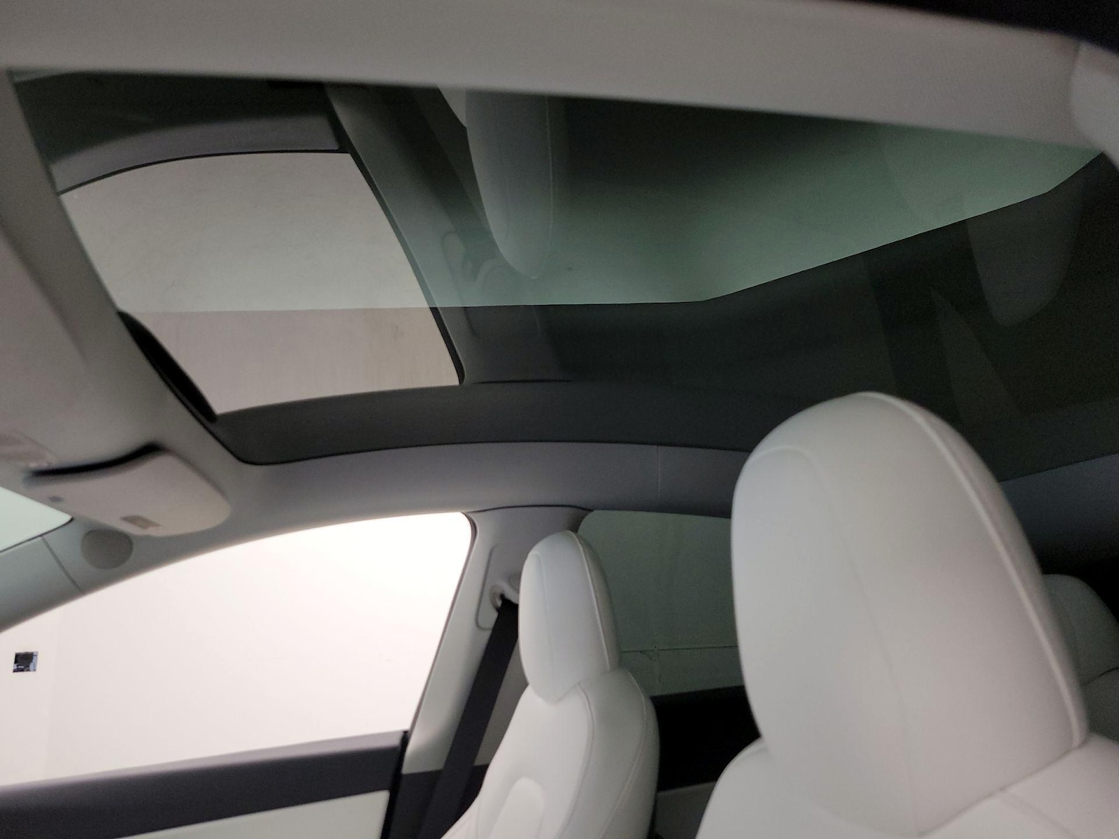 Skylight(s) & Overhead Airbags