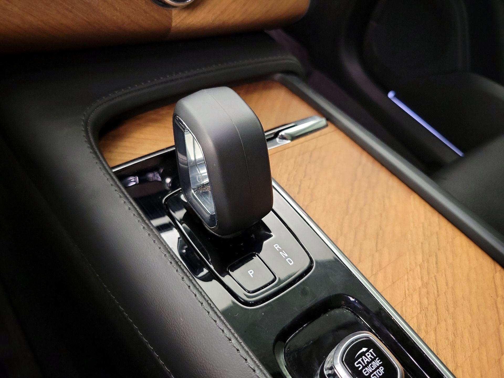 Thumbnail: 2024 Volvo XC90 - 15