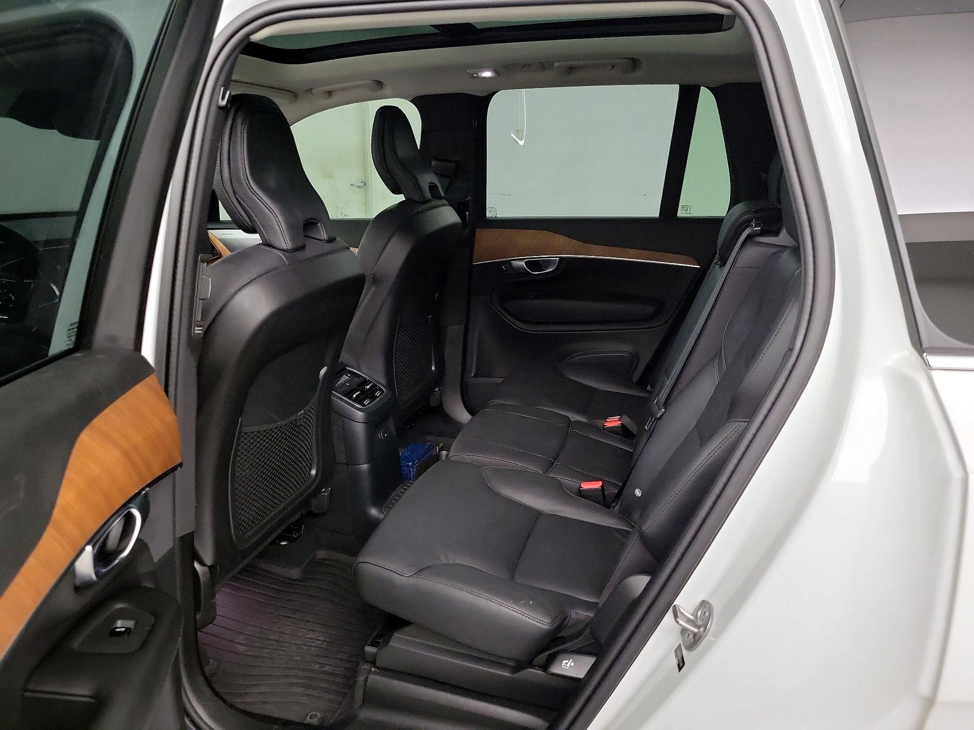 Thumbnail: 2024 Volvo XC90 - 18