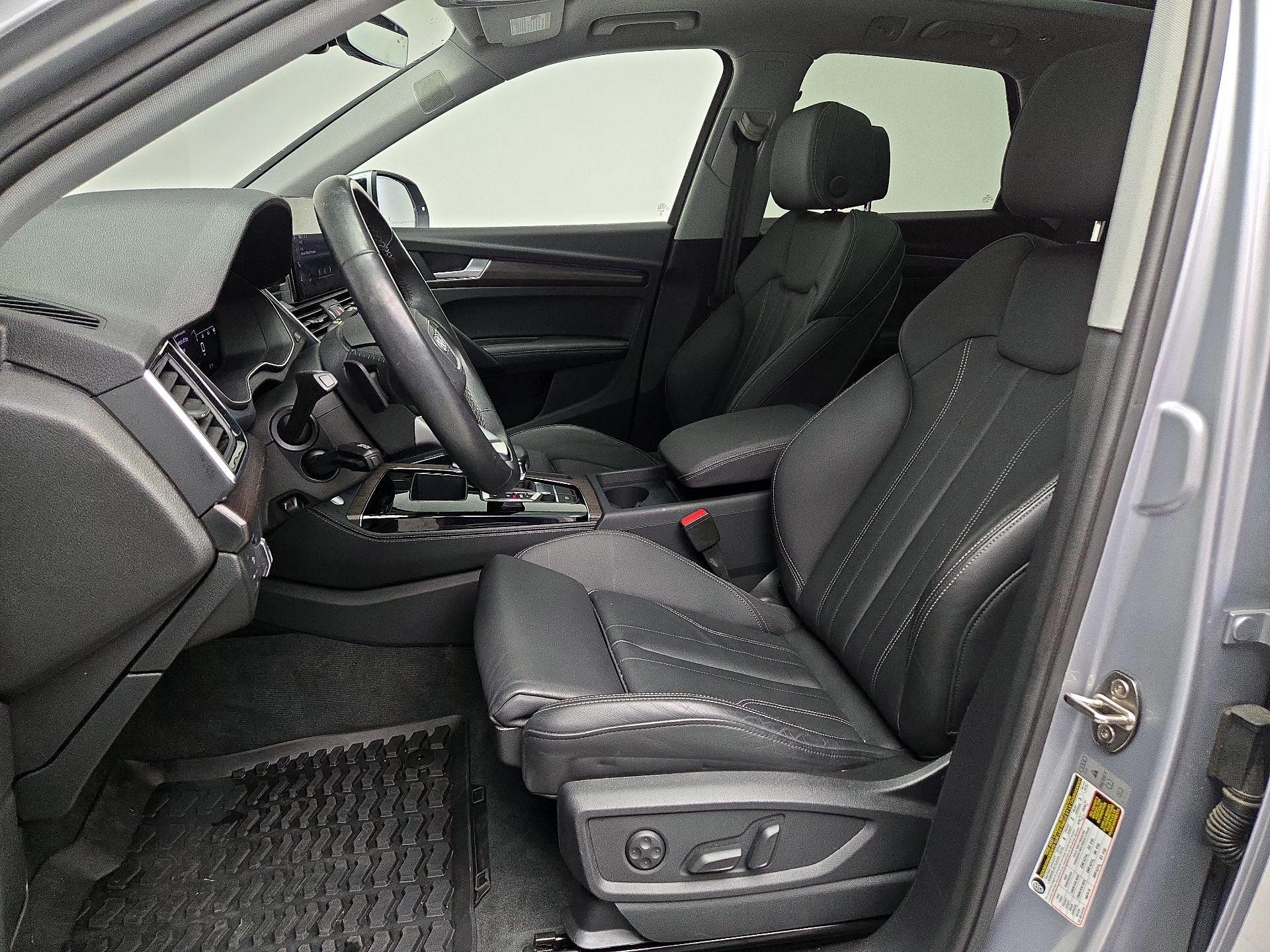 Thumbnail: 2025 Audi Q5 - 11