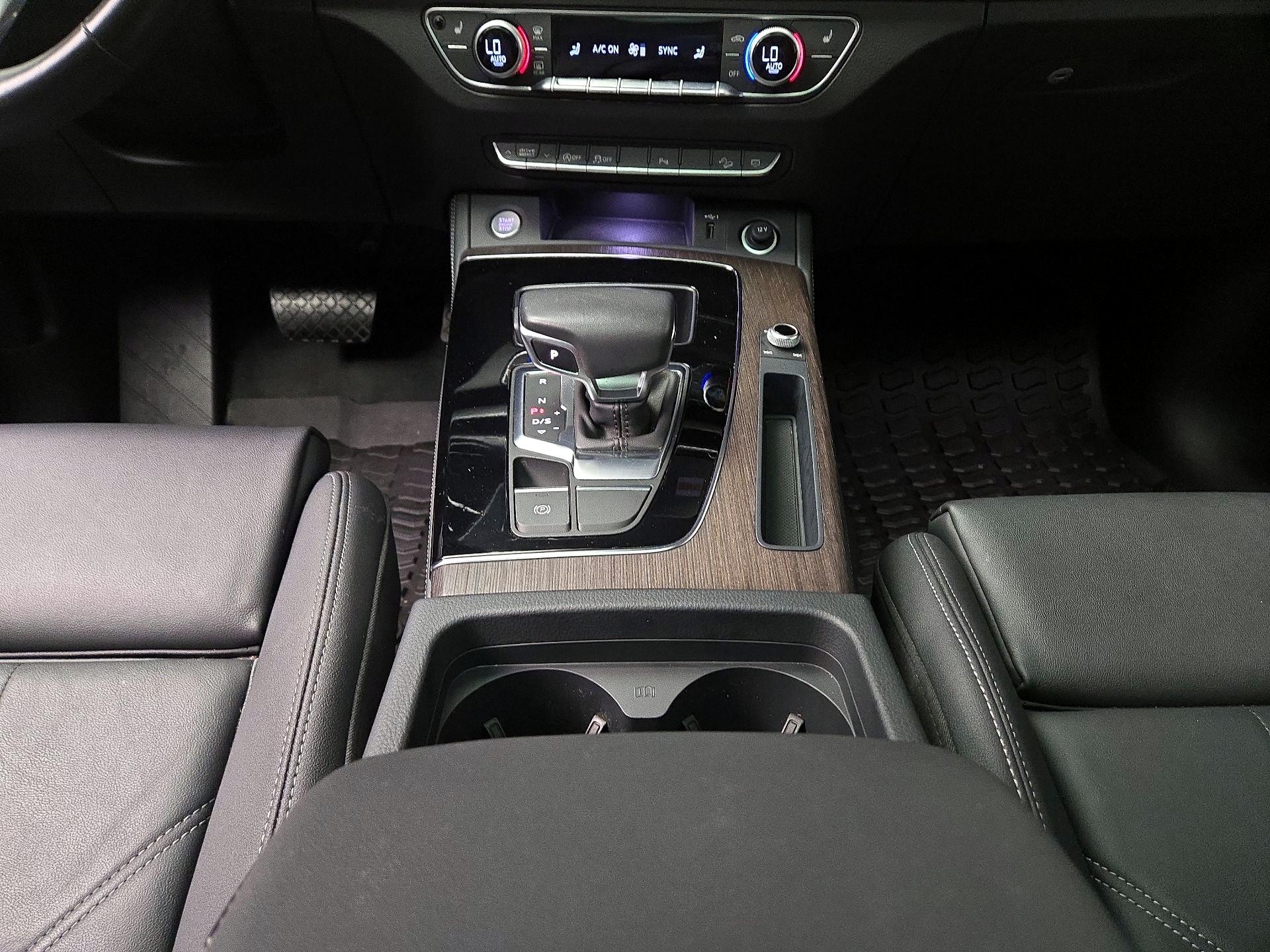 Thumbnail: 2025 Audi Q5 - 18