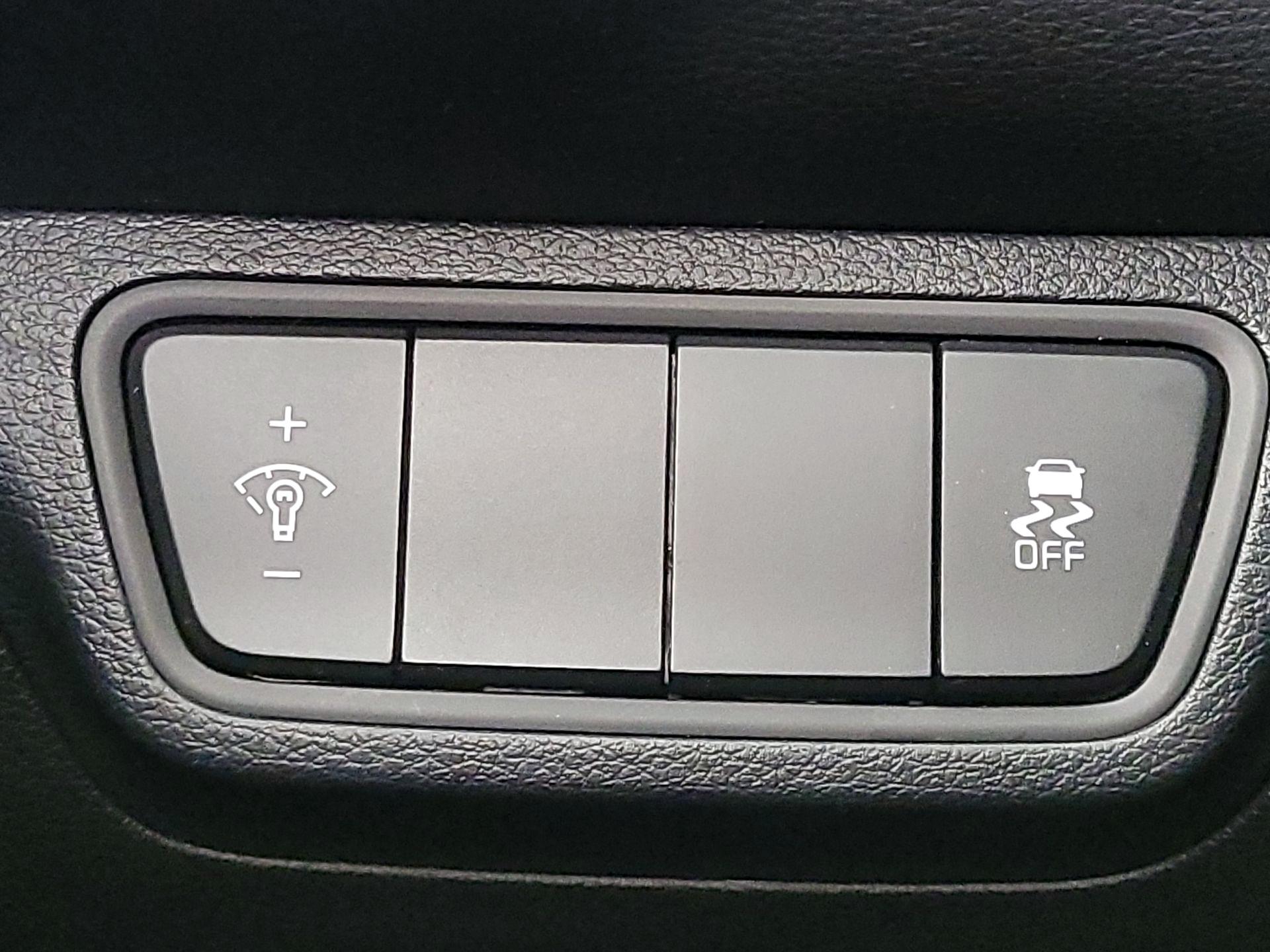 Thumbnail: 2024 Kia Forte - 13
