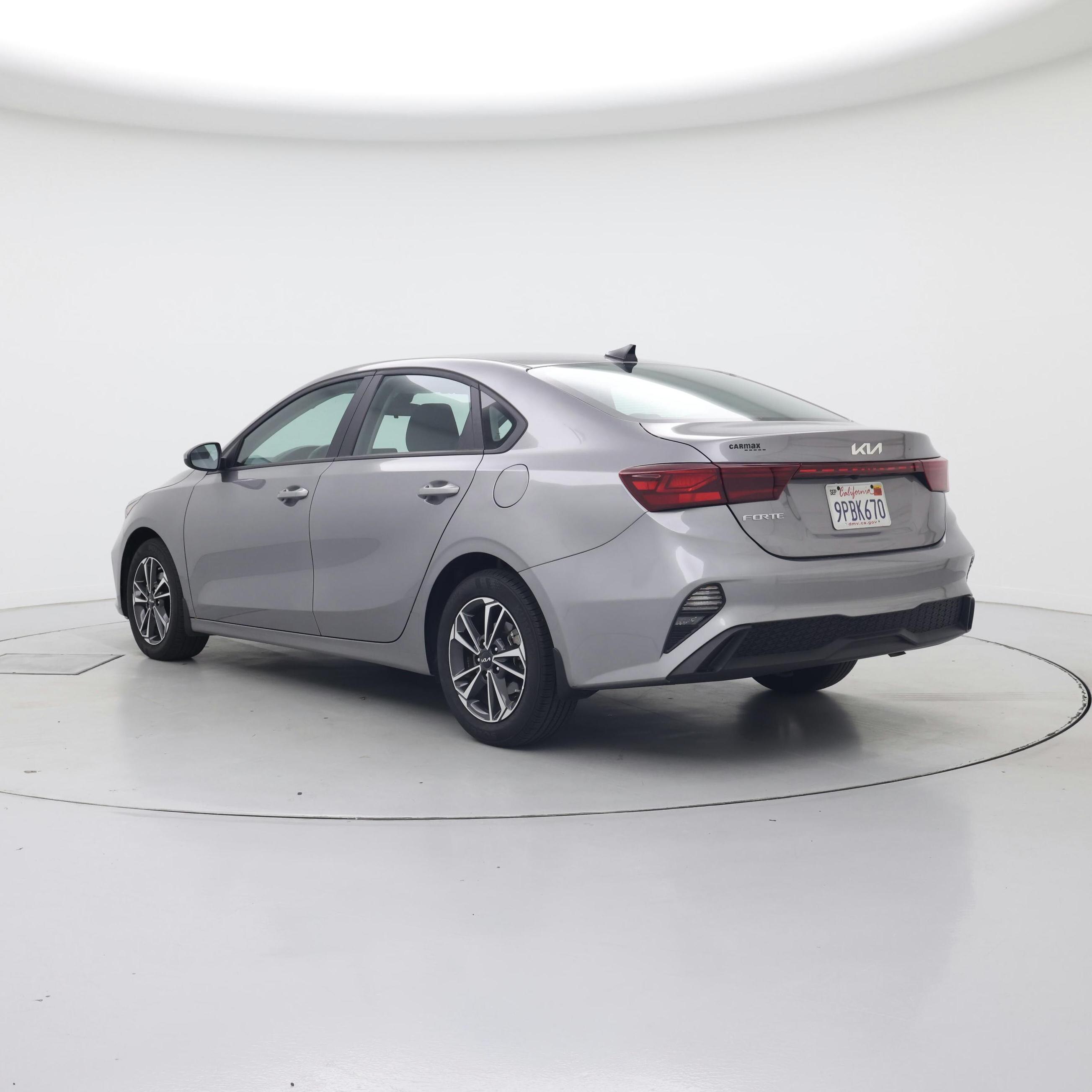 Thumbnail: 2024 Kia Forte - 2