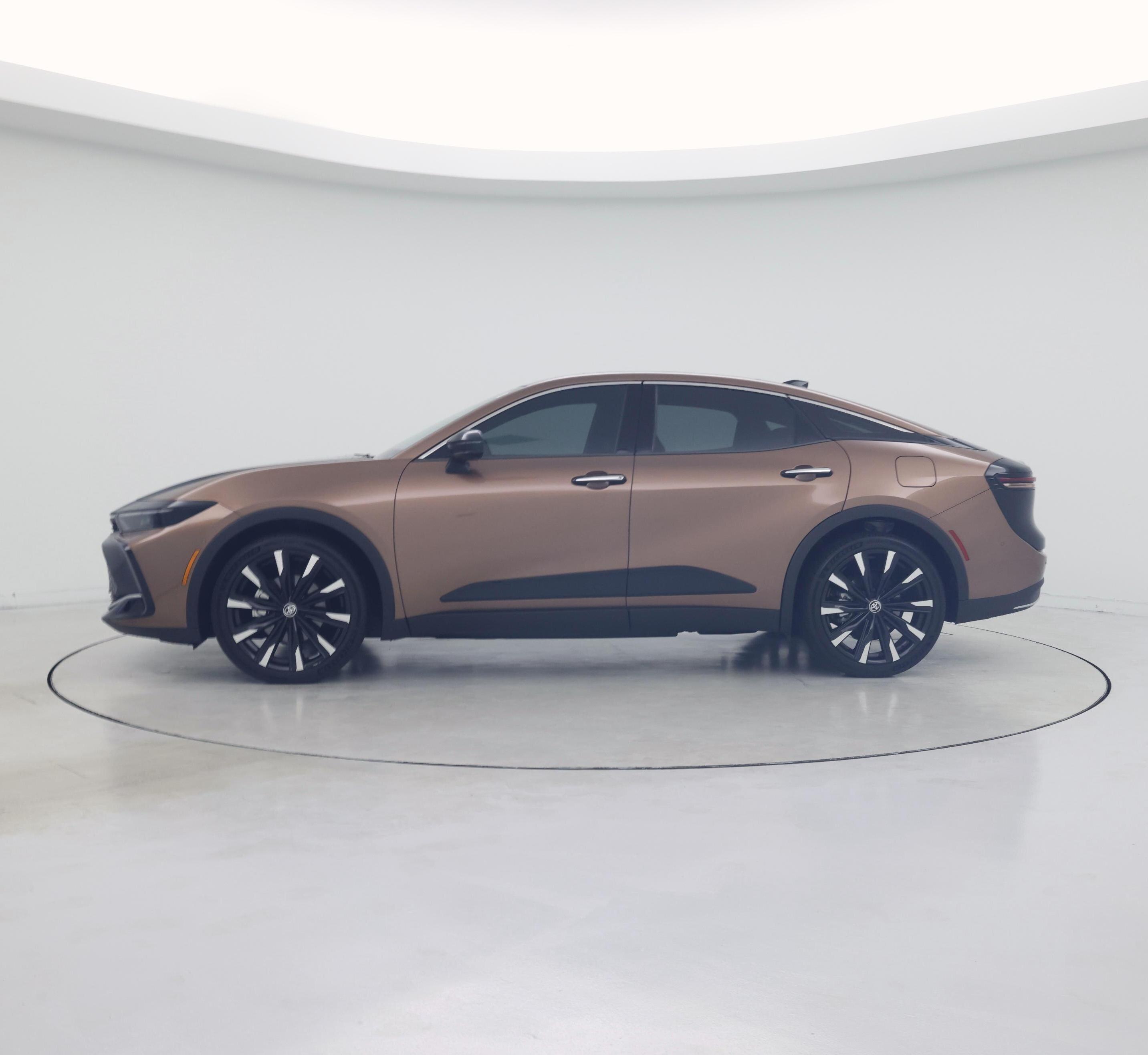 Thumbnail: 2023 Toyota Crown - 3
