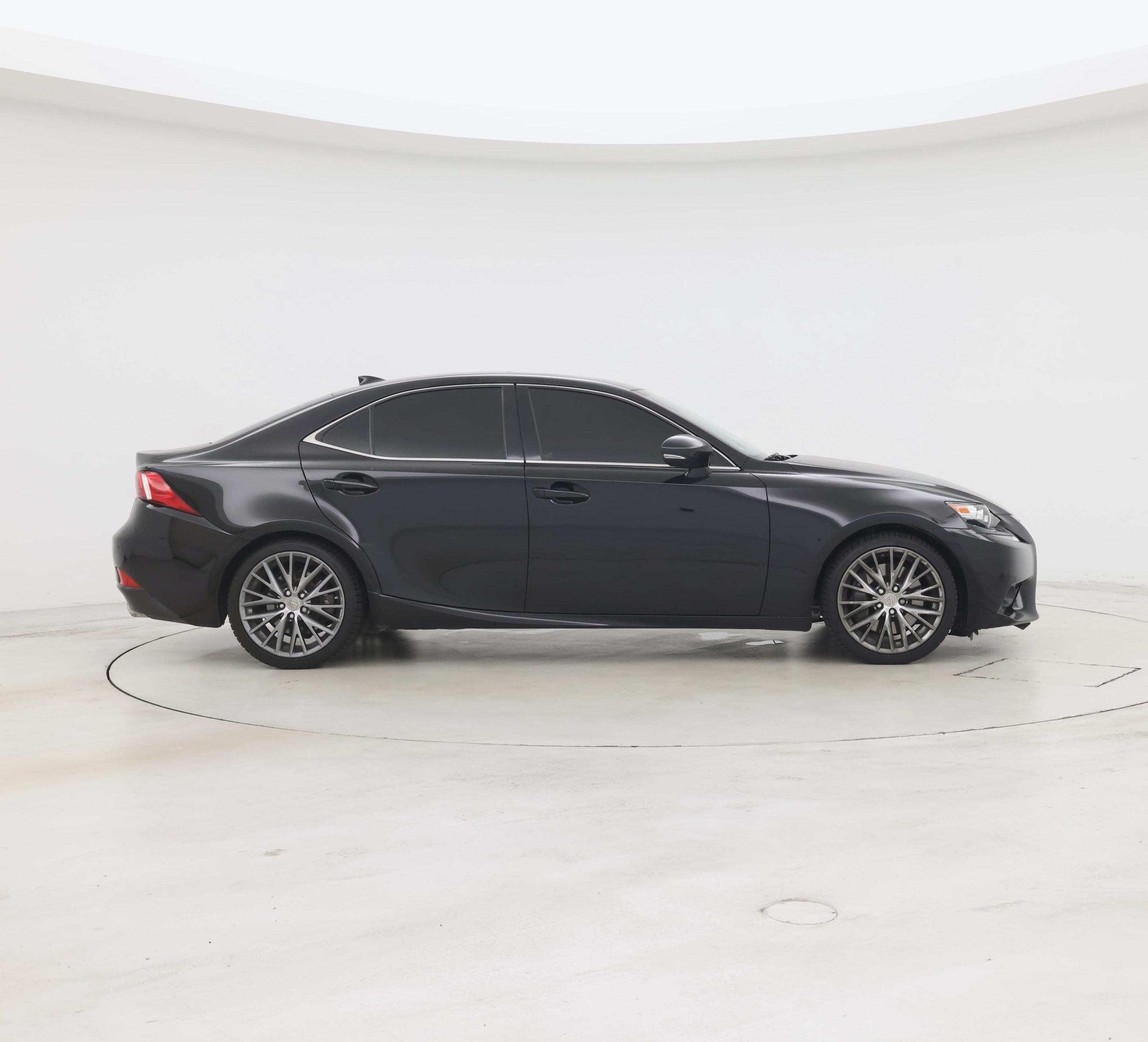 Thumbnail: 2016 Lexus IS - 7