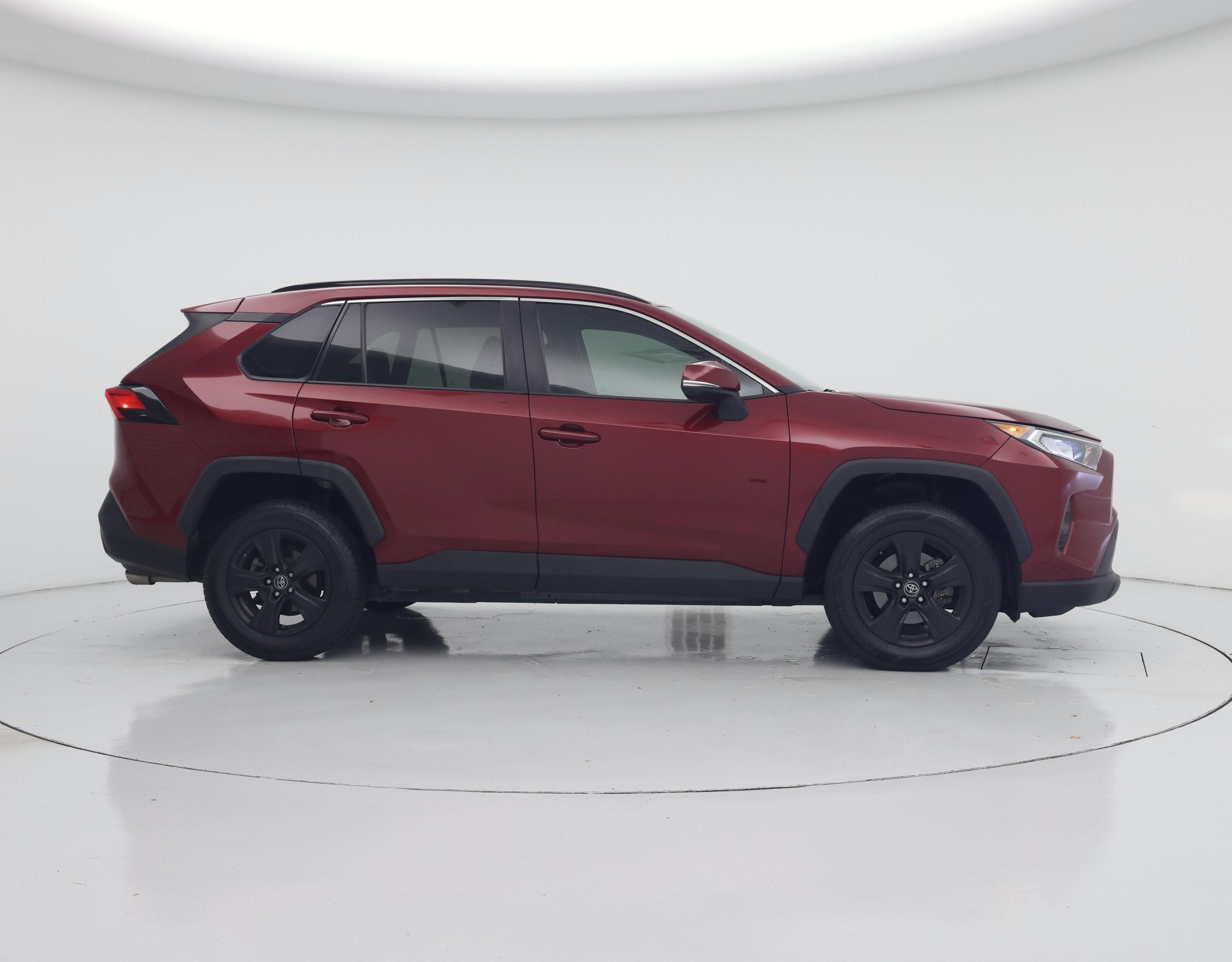 Thumbnail: 2021 Toyota RAV4 - 7
