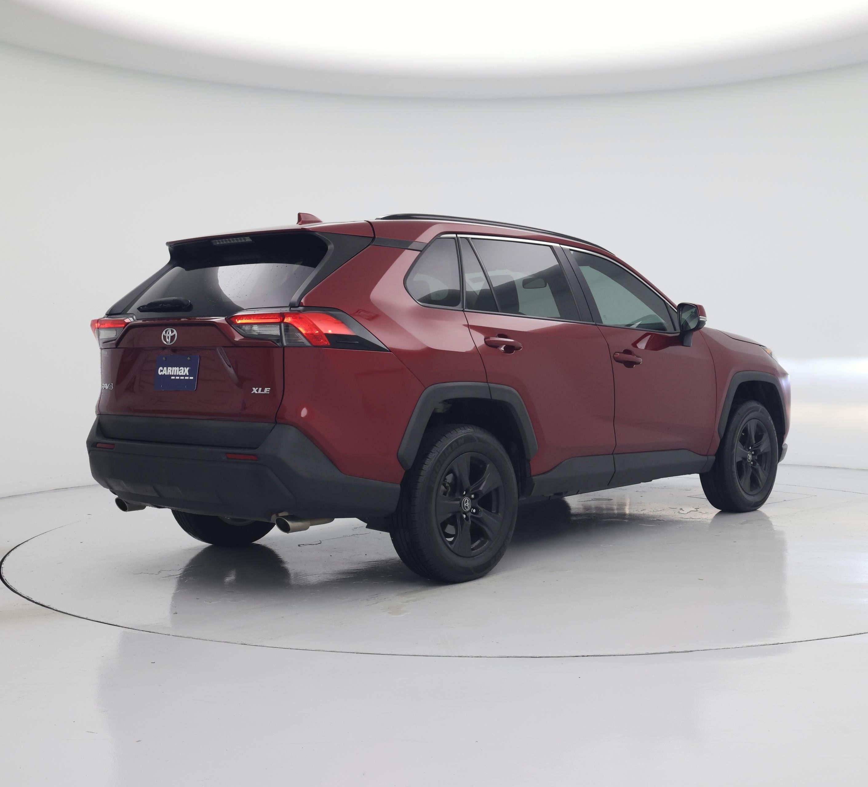 Thumbnail: 2021 Toyota RAV4 - 8