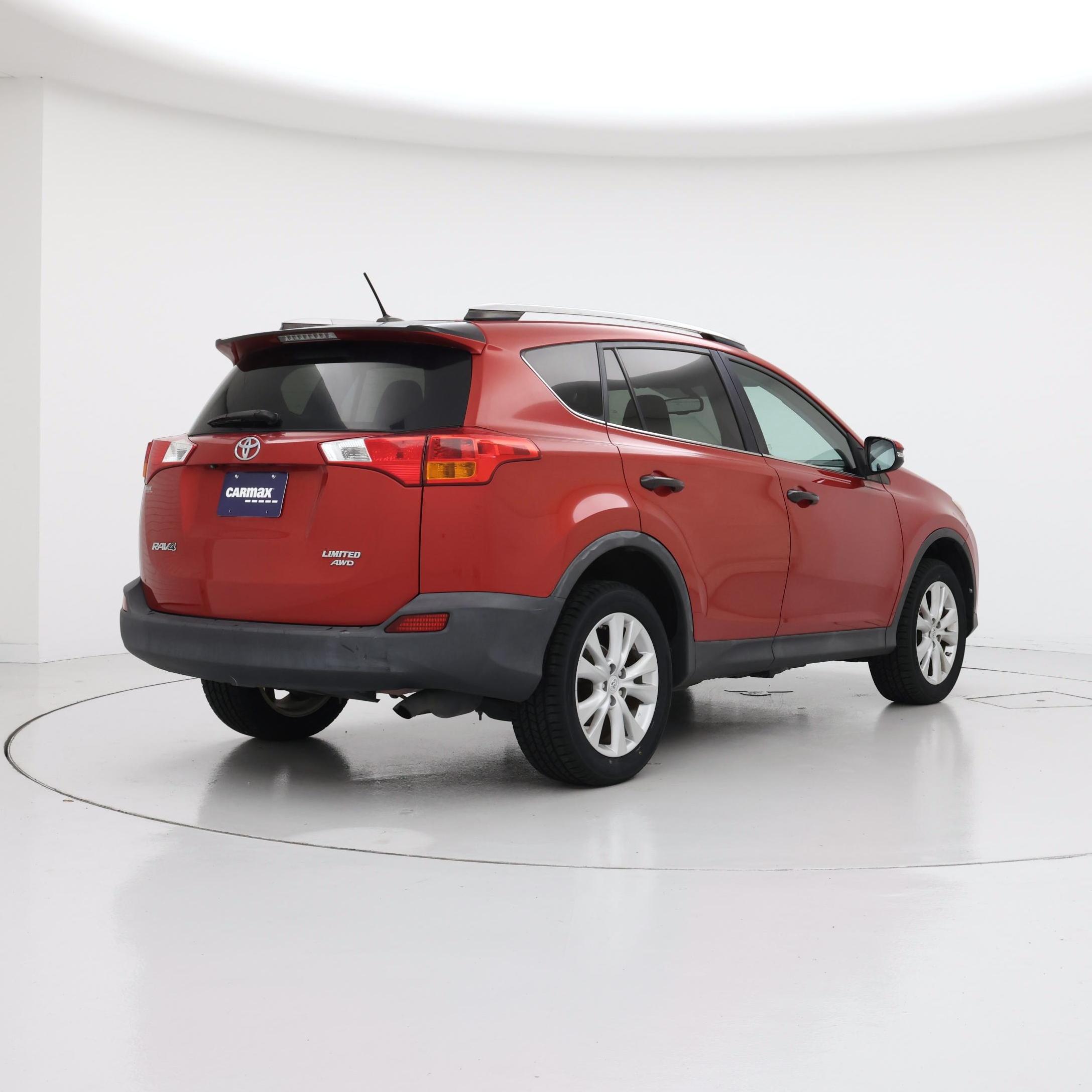 Thumbnail: 2015 Toyota RAV4 - 8