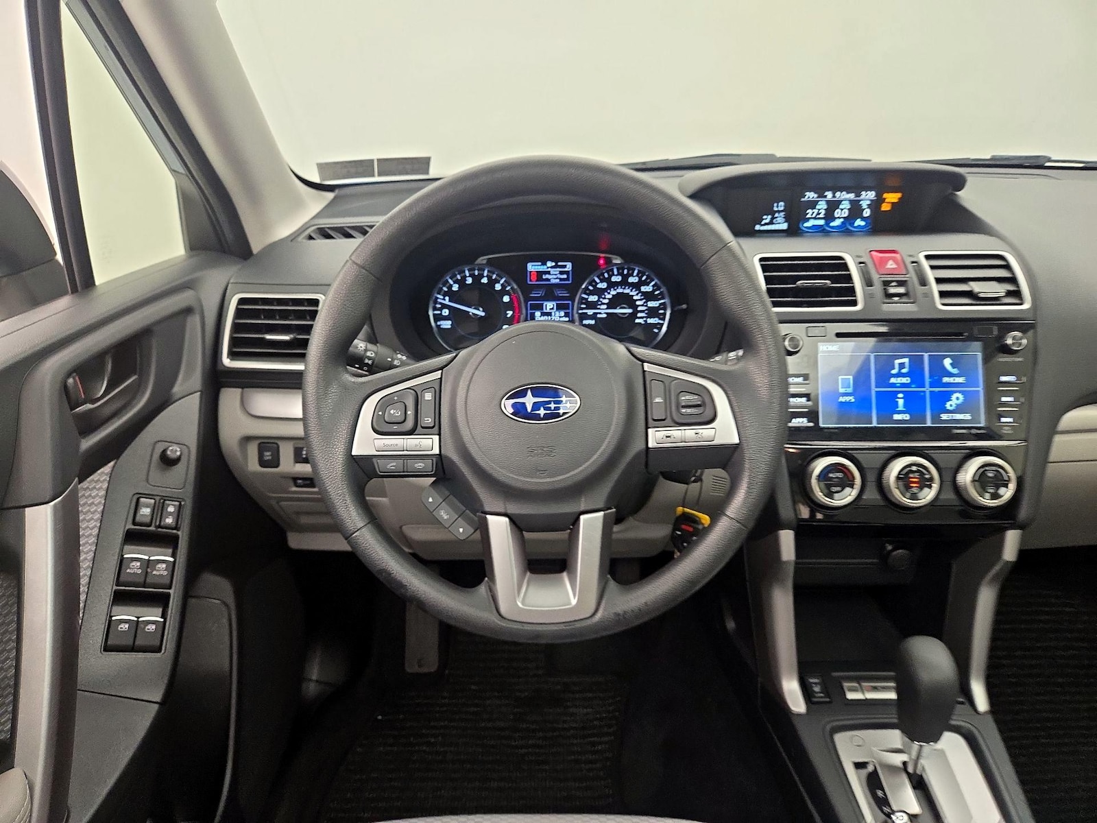 2017 Subaru Forester Premium - Photo 11