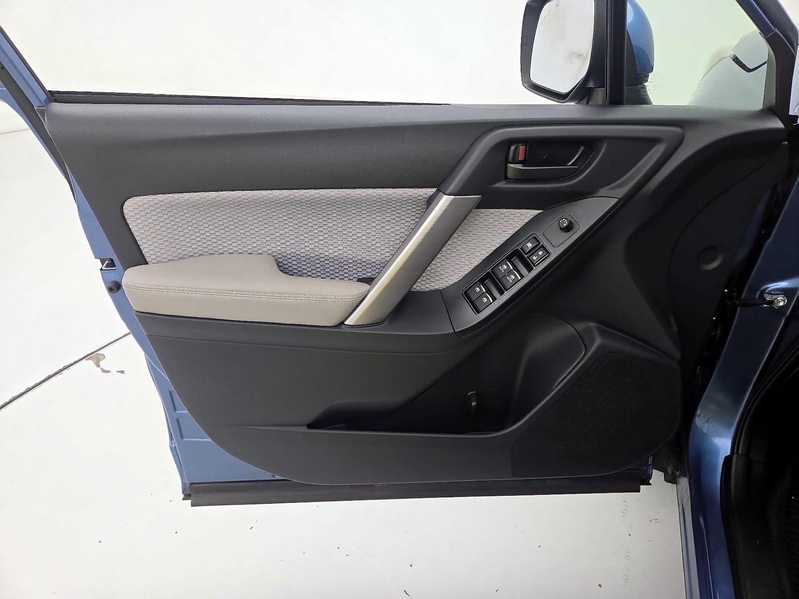 2017 Subaru Forester Premium - Photo 13