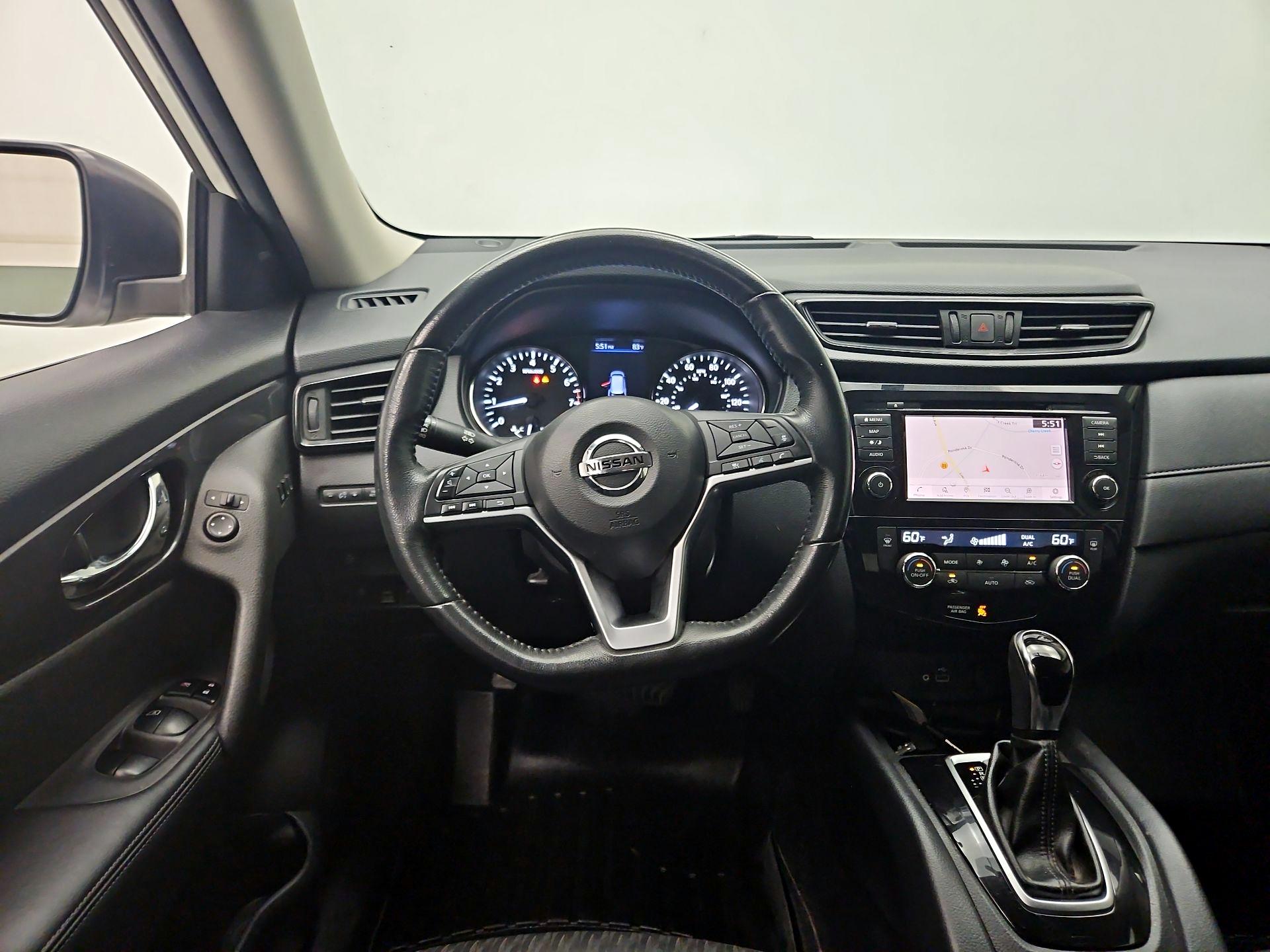 Thumbnail: 2018 Nissan Rogue - 10