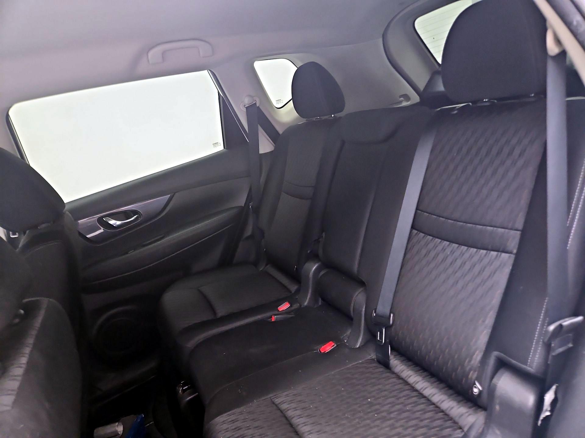 Thumbnail: 2018 Nissan Rogue - 20