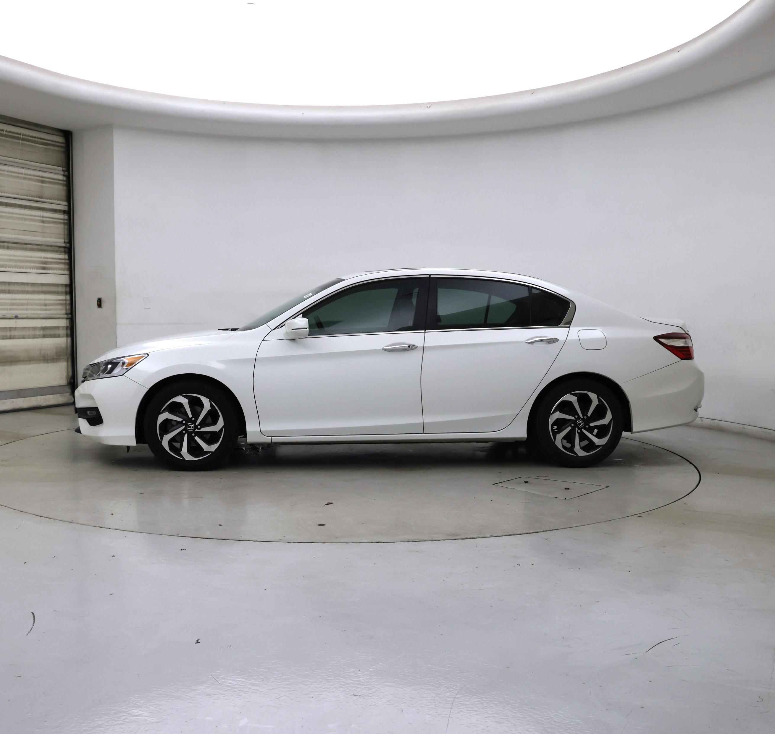 Thumbnail: 2016 Honda Accord - 3