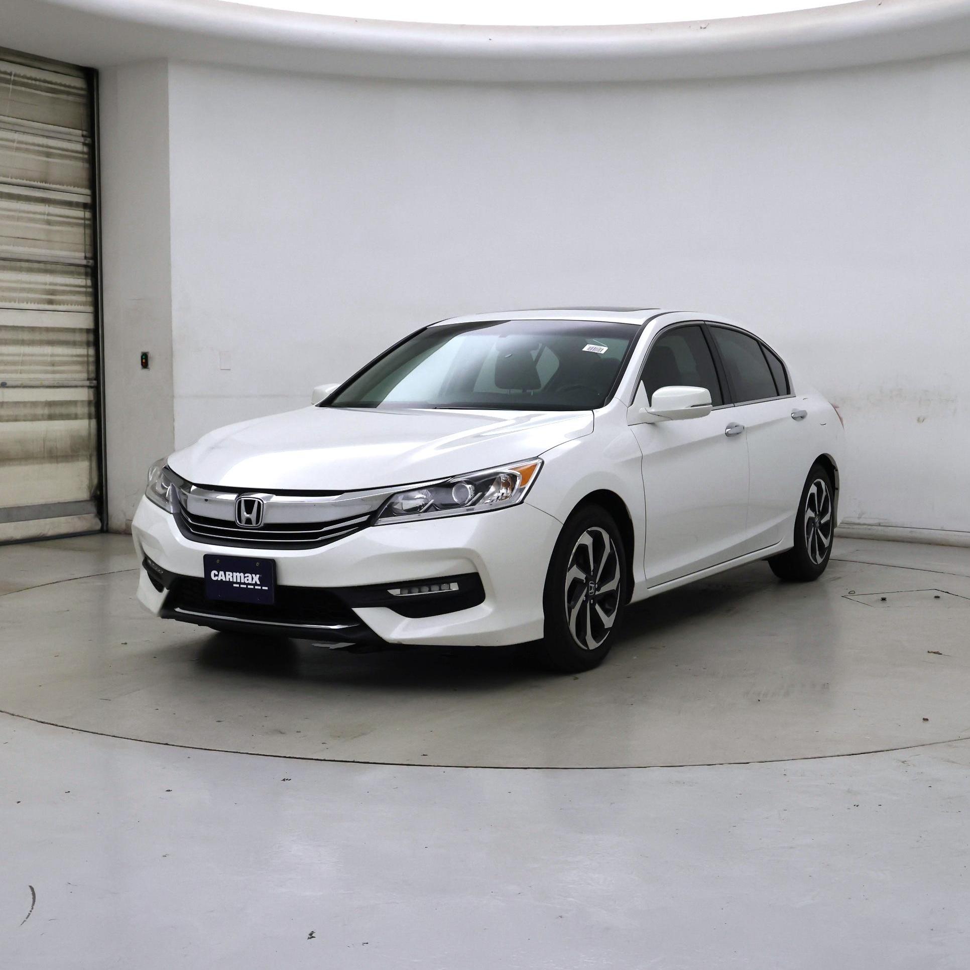 Thumbnail: 2016 Honda Accord - 4