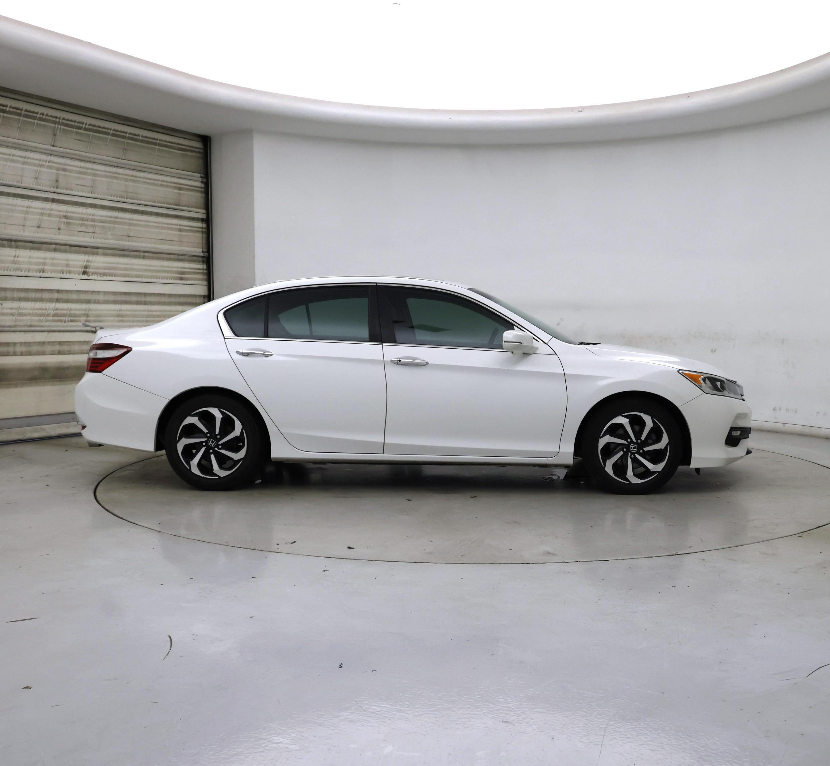 Thumbnail: 2016 Honda Accord - 7