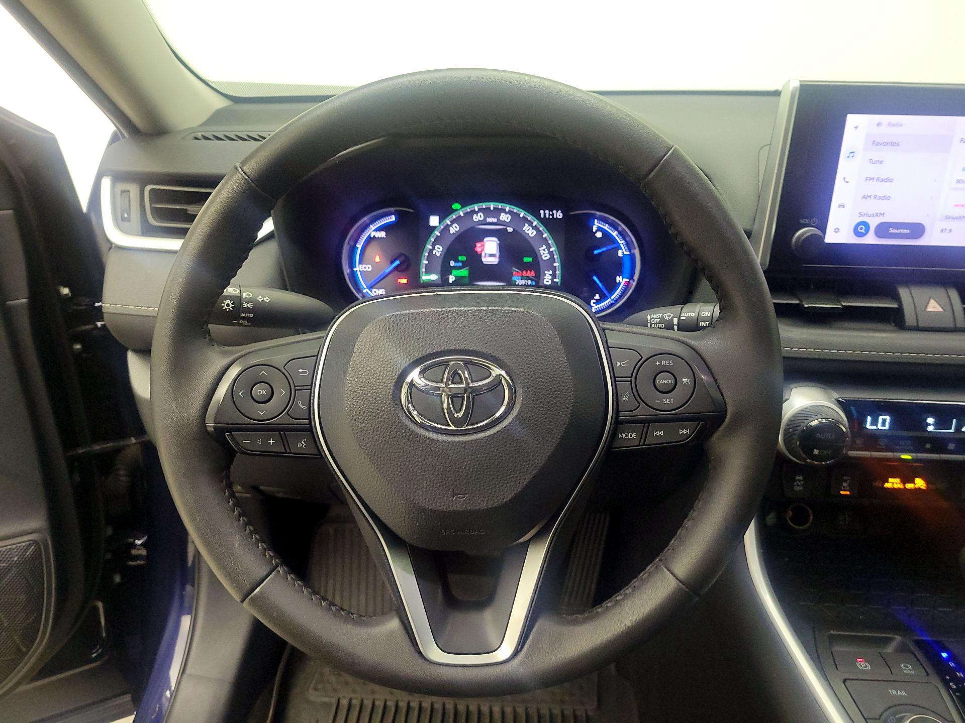 Thumbnail: 2024 Toyota RAV4 - 10