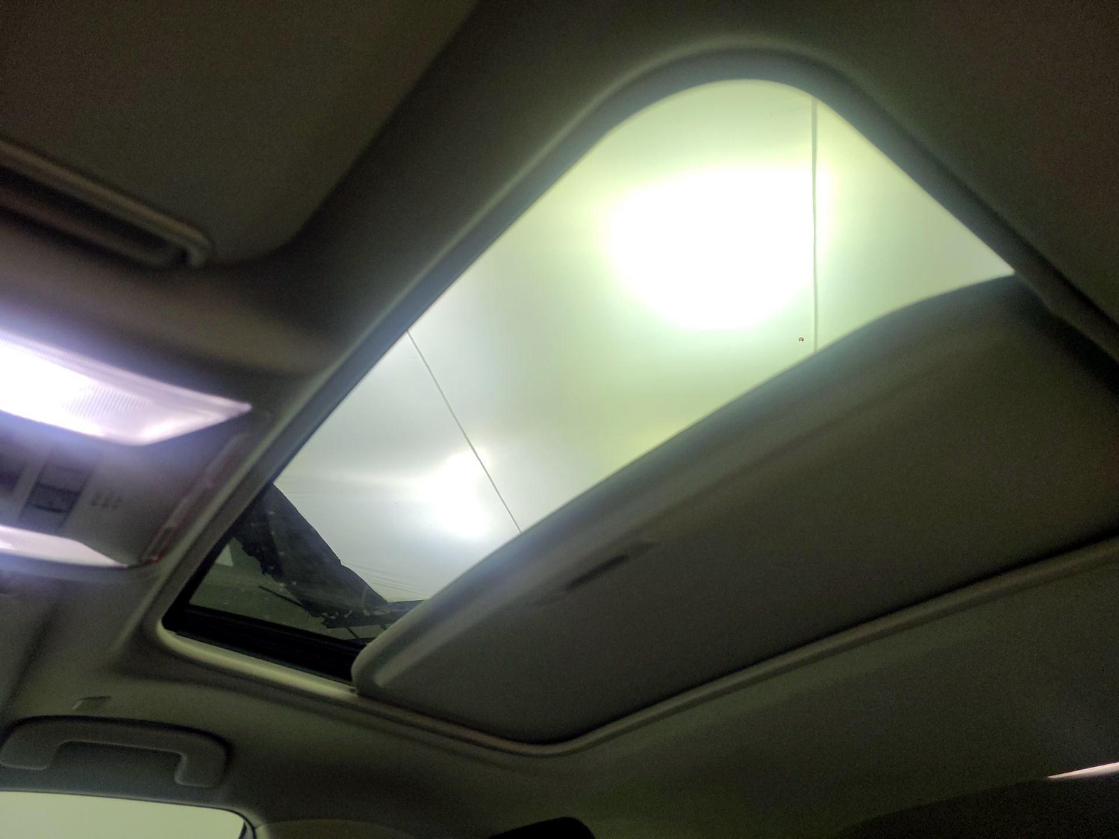 2024 Toyota RAV4 XLE - Photo 20