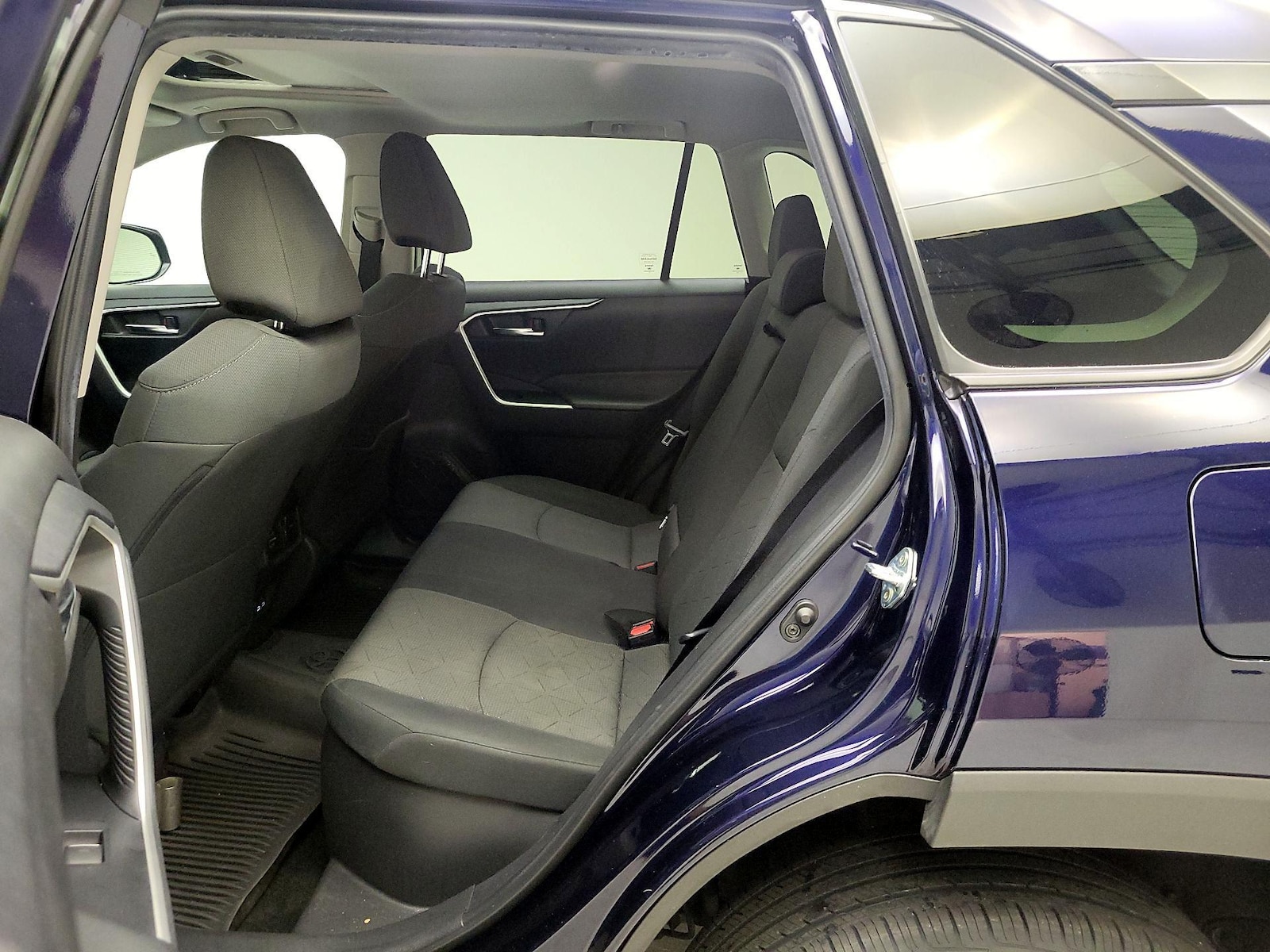 2024 Toyota RAV4 XLE - Photo 21