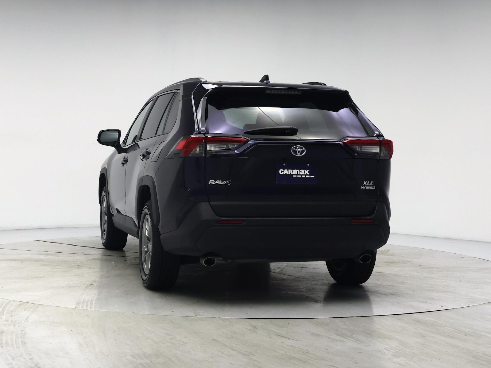 2024 Toyota RAV4 XLE - Photo 7