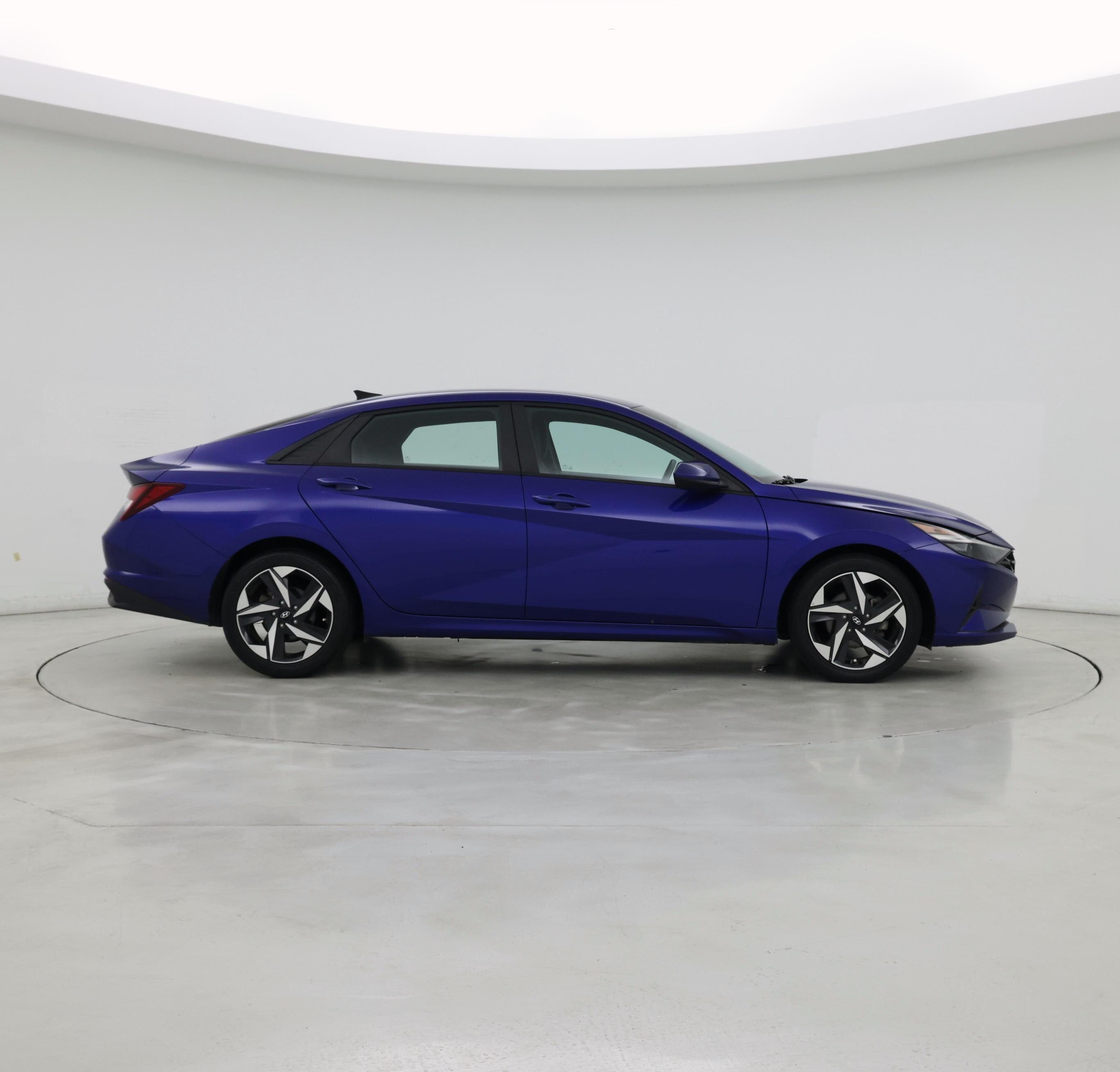 Thumbnail: 2023 Hyundai Elantra - 7