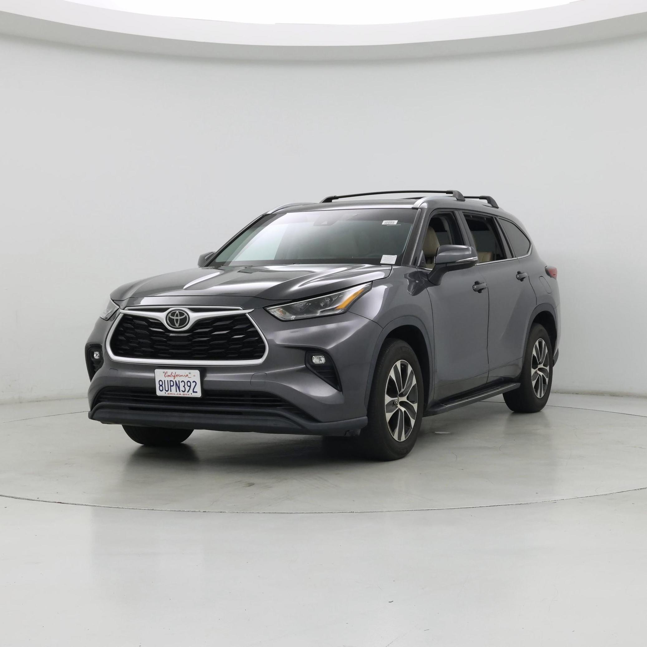 Thumbnail: 2021 Toyota Highlander - 4