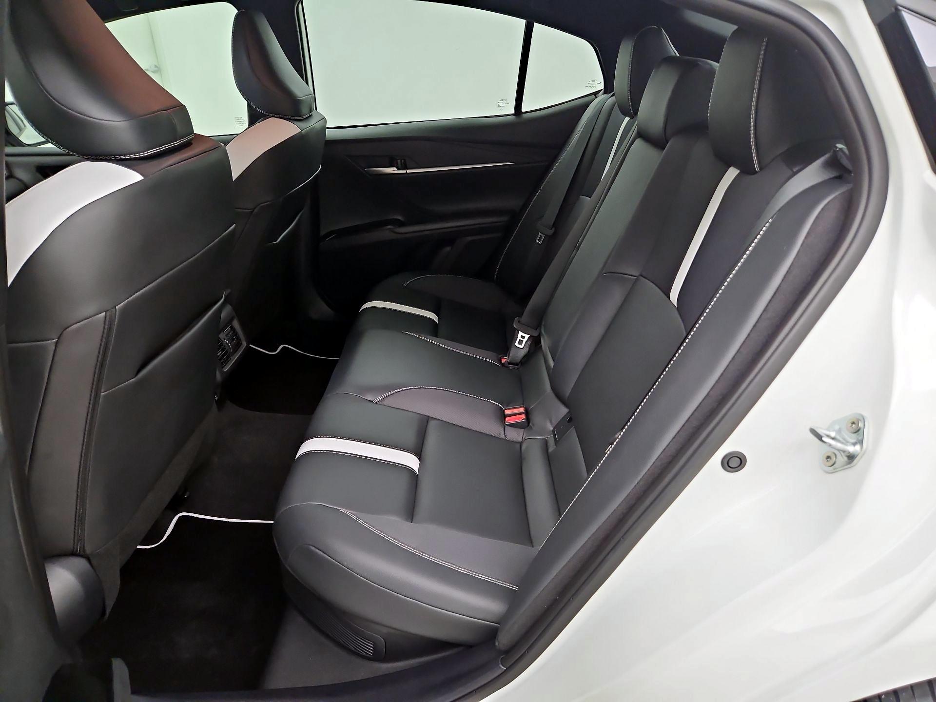 Thumbnail: 2025 Toyota Camry - 19