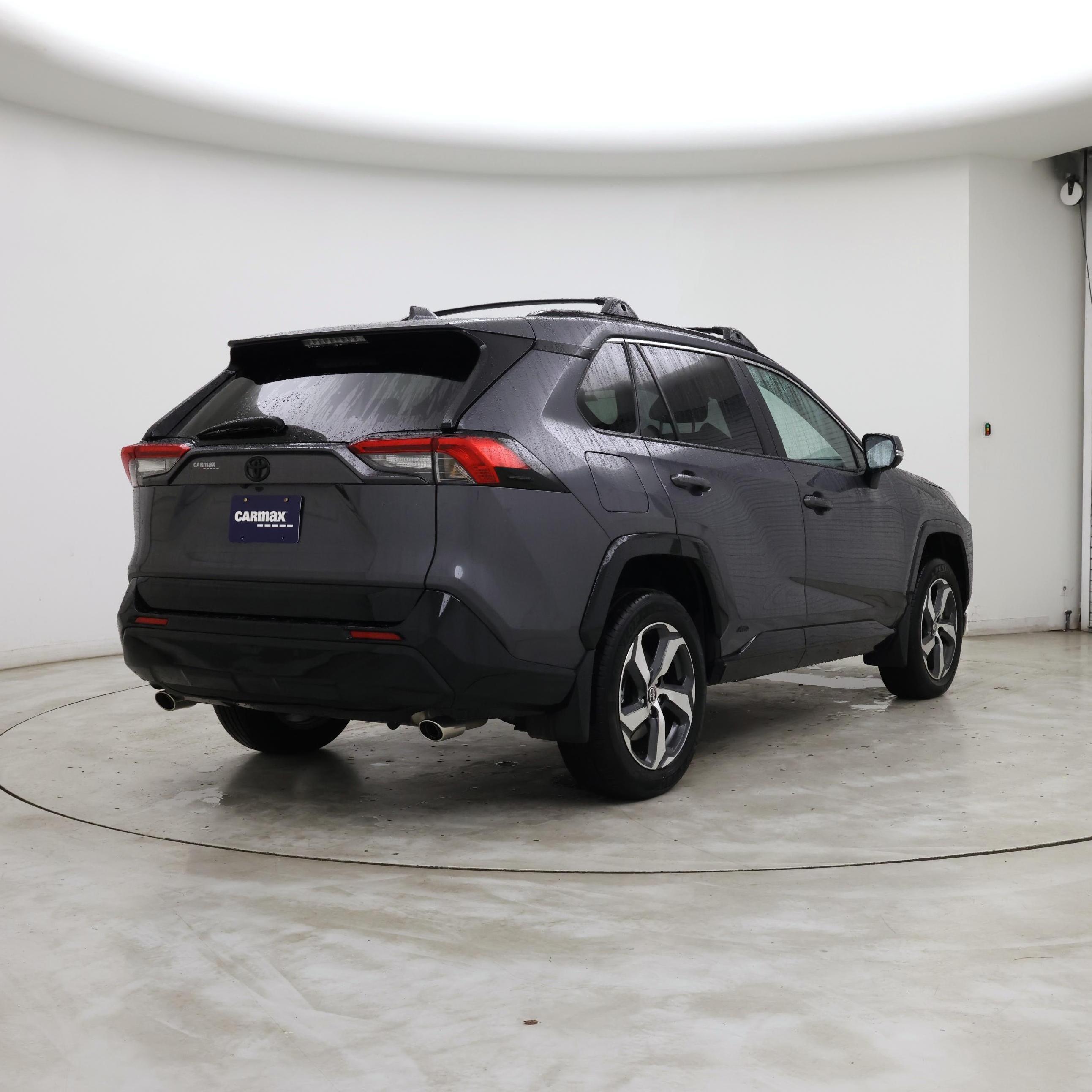 Thumbnail: 2025 Toyota RAV4 - 8