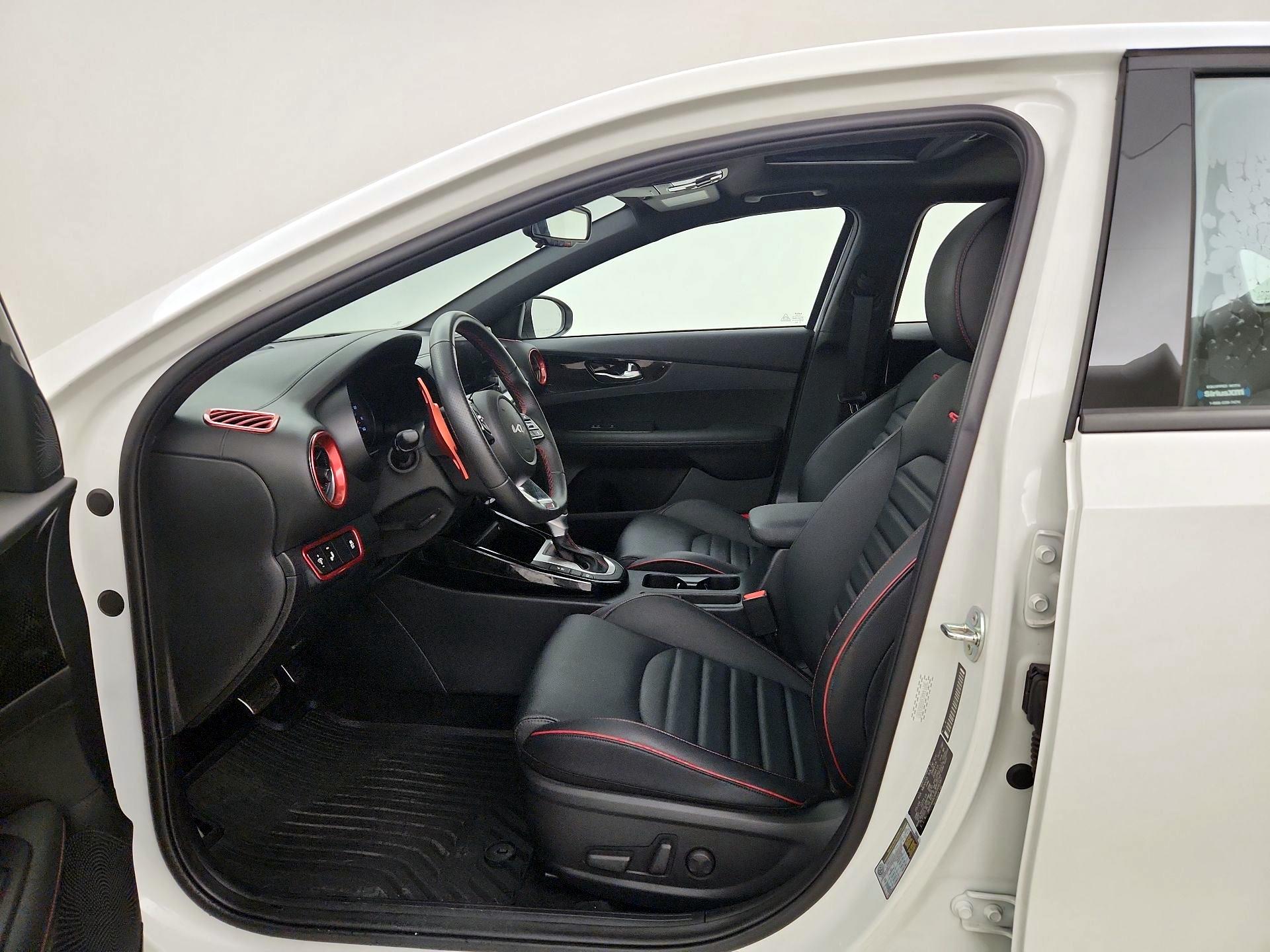 Thumbnail: 2024 Kia Forte - 11