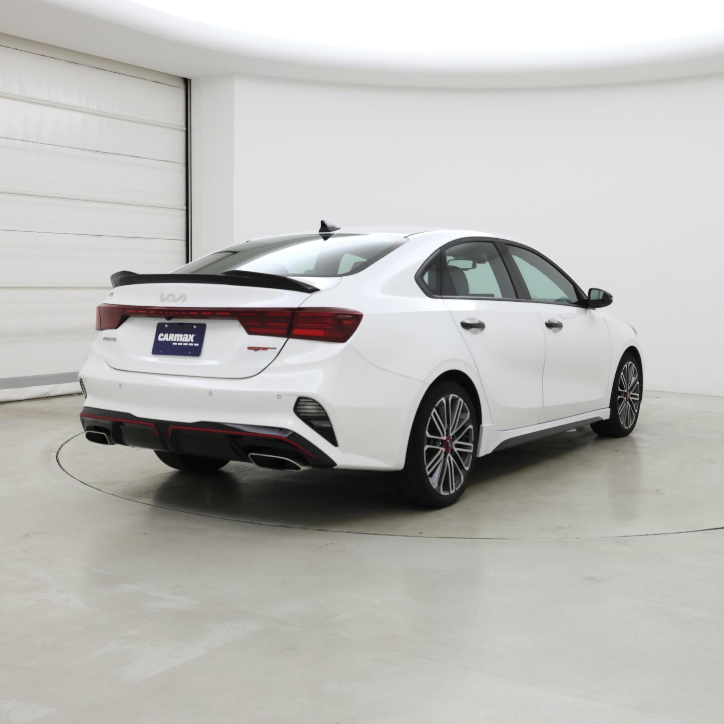 Thumbnail: 2024 Kia Forte - 8
