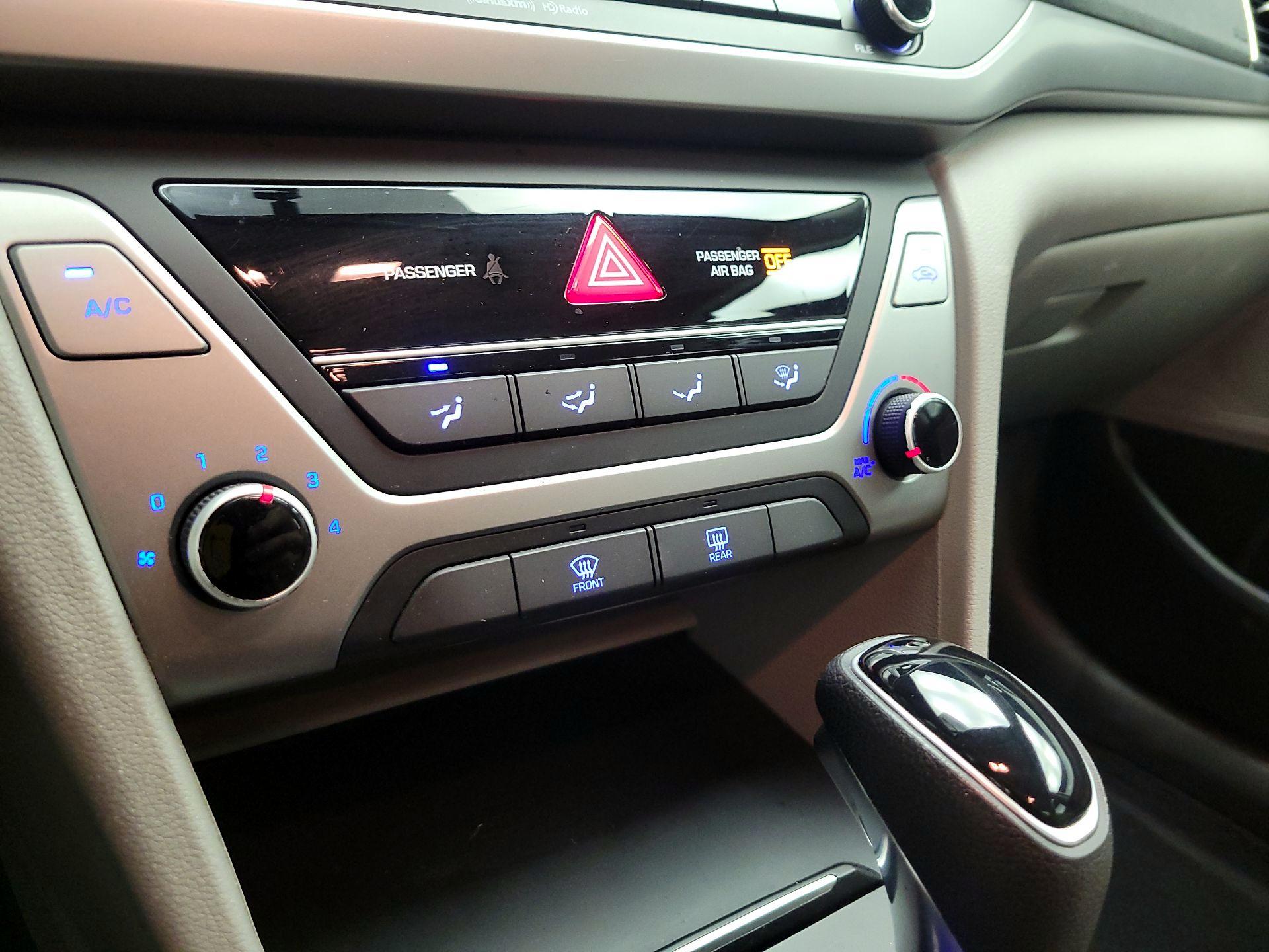 Thumbnail: 2017 Hyundai Elantra - 14