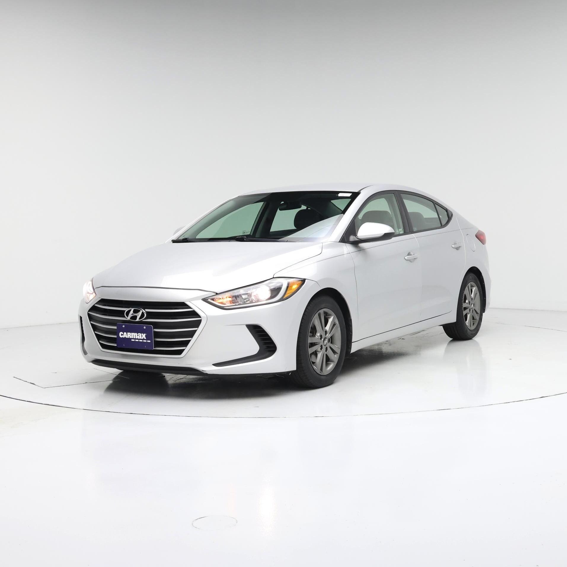 Thumbnail: 2017 Hyundai Elantra - 4