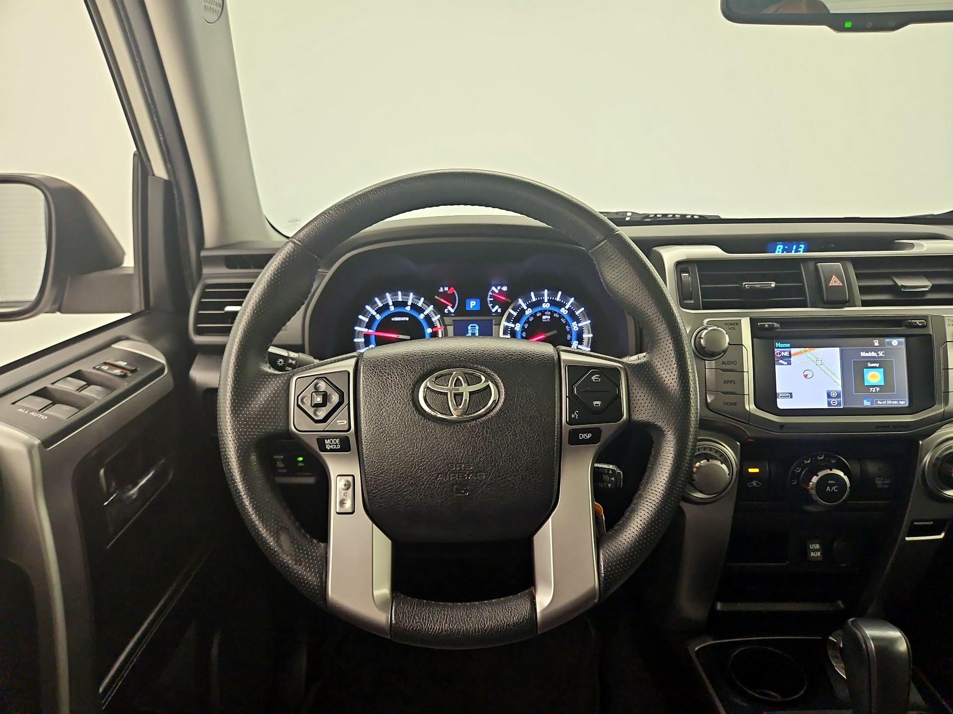 Thumbnail: 2019 Toyota 4Runner - 10