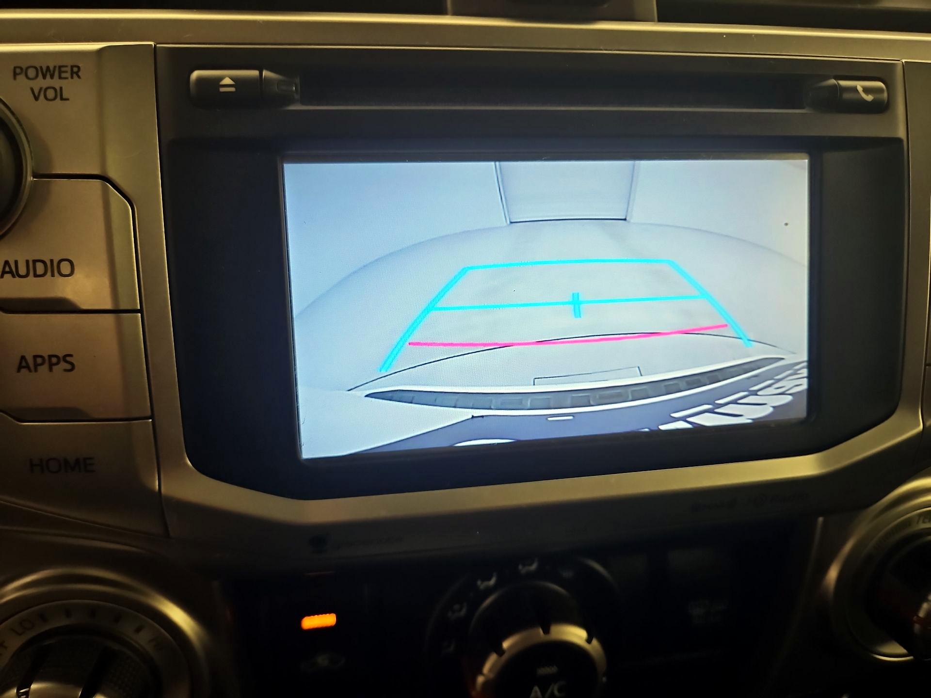 Thumbnail: 2019 Toyota 4Runner - 15